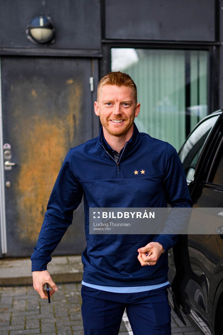 Malmö FFs Anders Christiansen ankommer till arenan