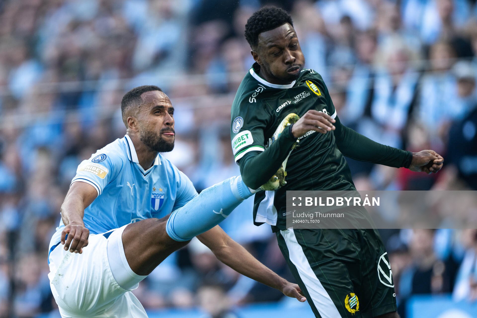 Malmö FFs Isaac Kiese Thelin och Hammarbys Shaquille Pinas