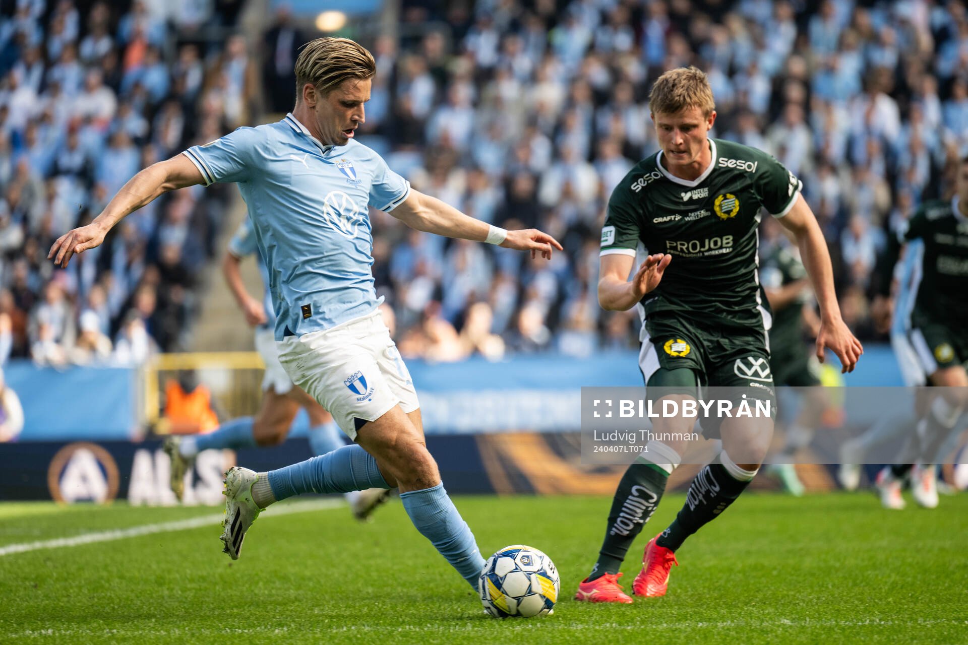 Malmö FFs Derek Cornelius och Hammarbys Frederik Winther