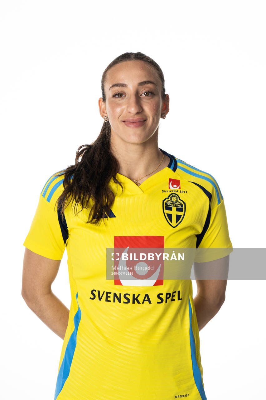 Rusul Rosa Kafaji of the Swedish women's national football