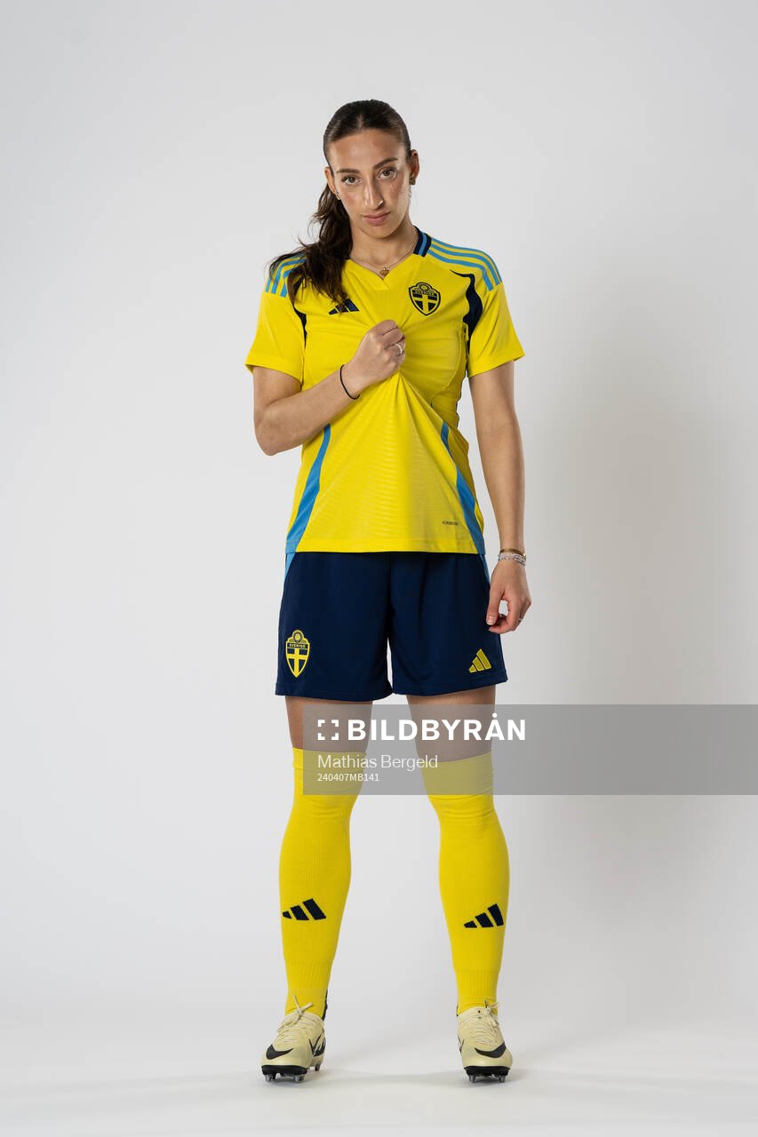 Rusul Rosa Kafaji of the Swedish women's national football