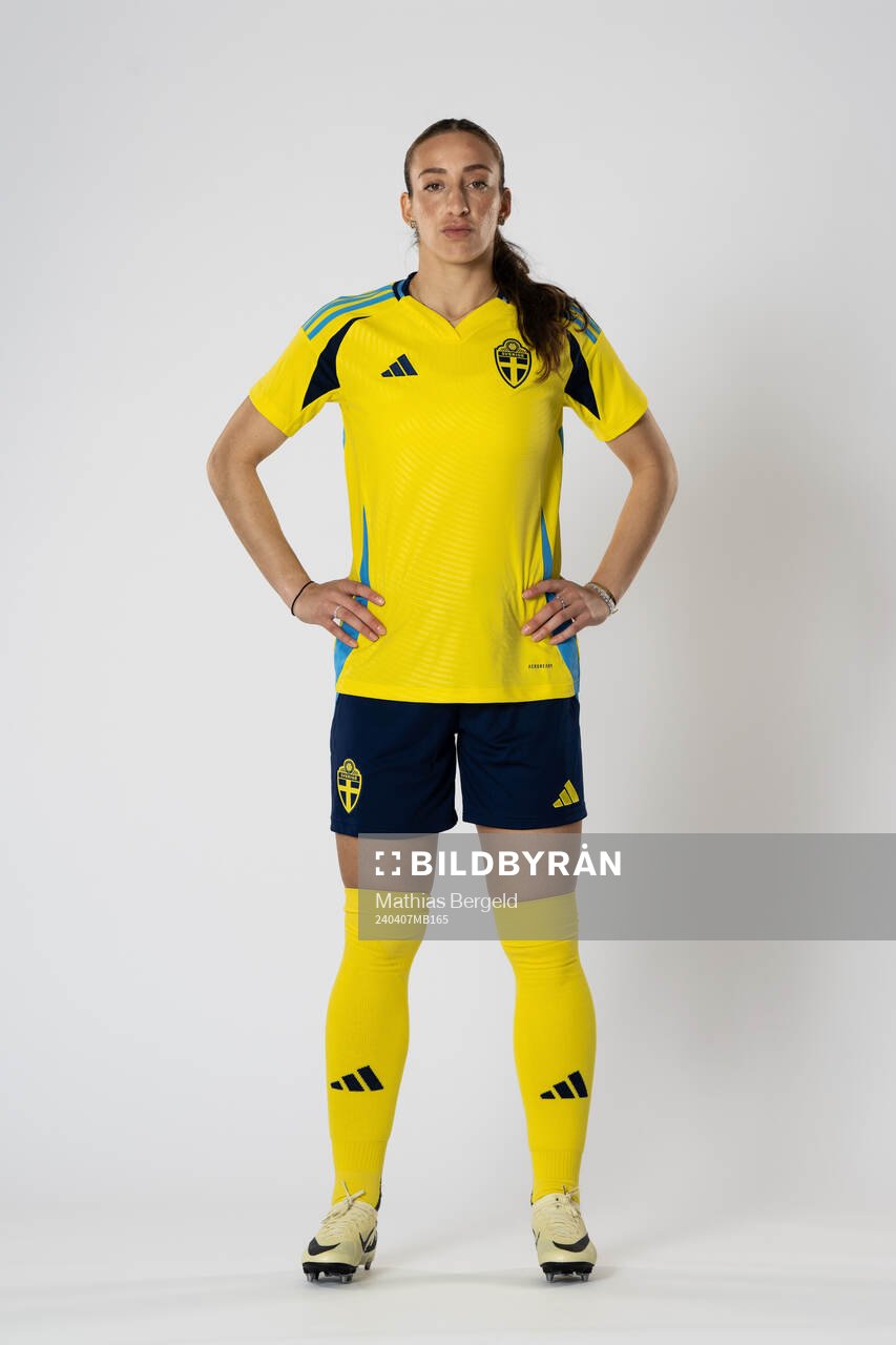 Rusul Rosa Kafaji of the Swedish women's national football