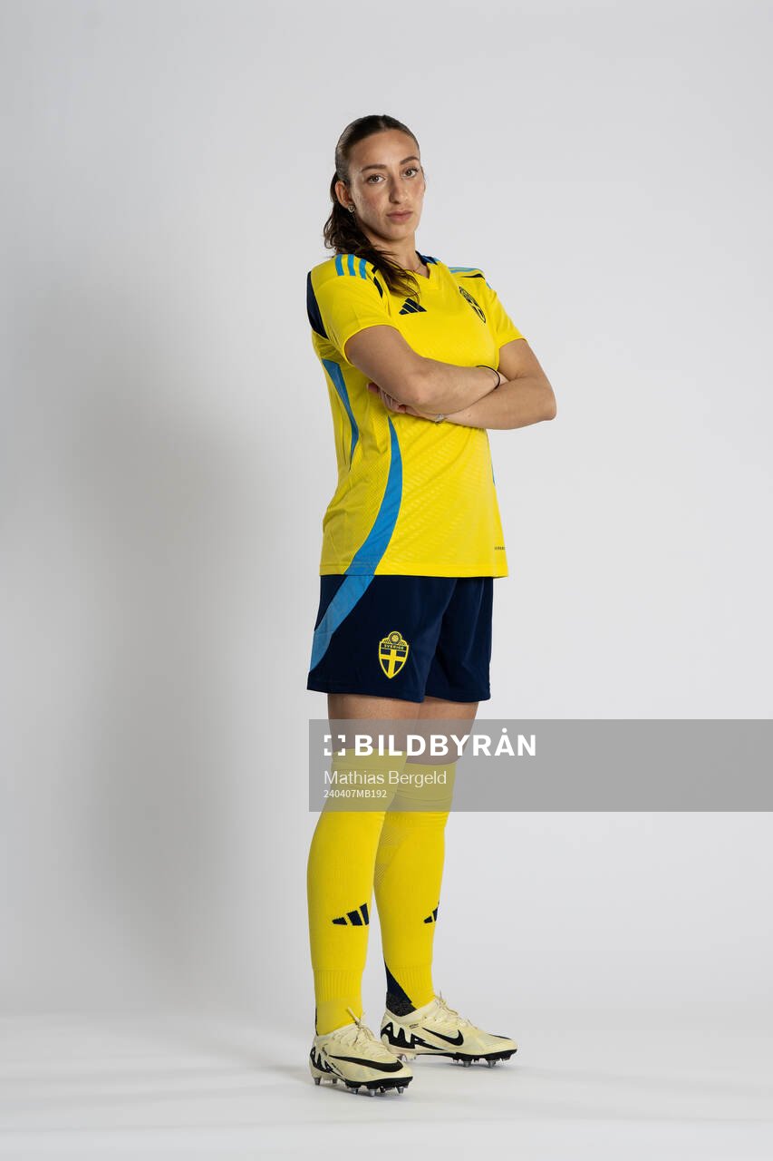 Rusul Rosa Kafaji of the Swedish women's national football