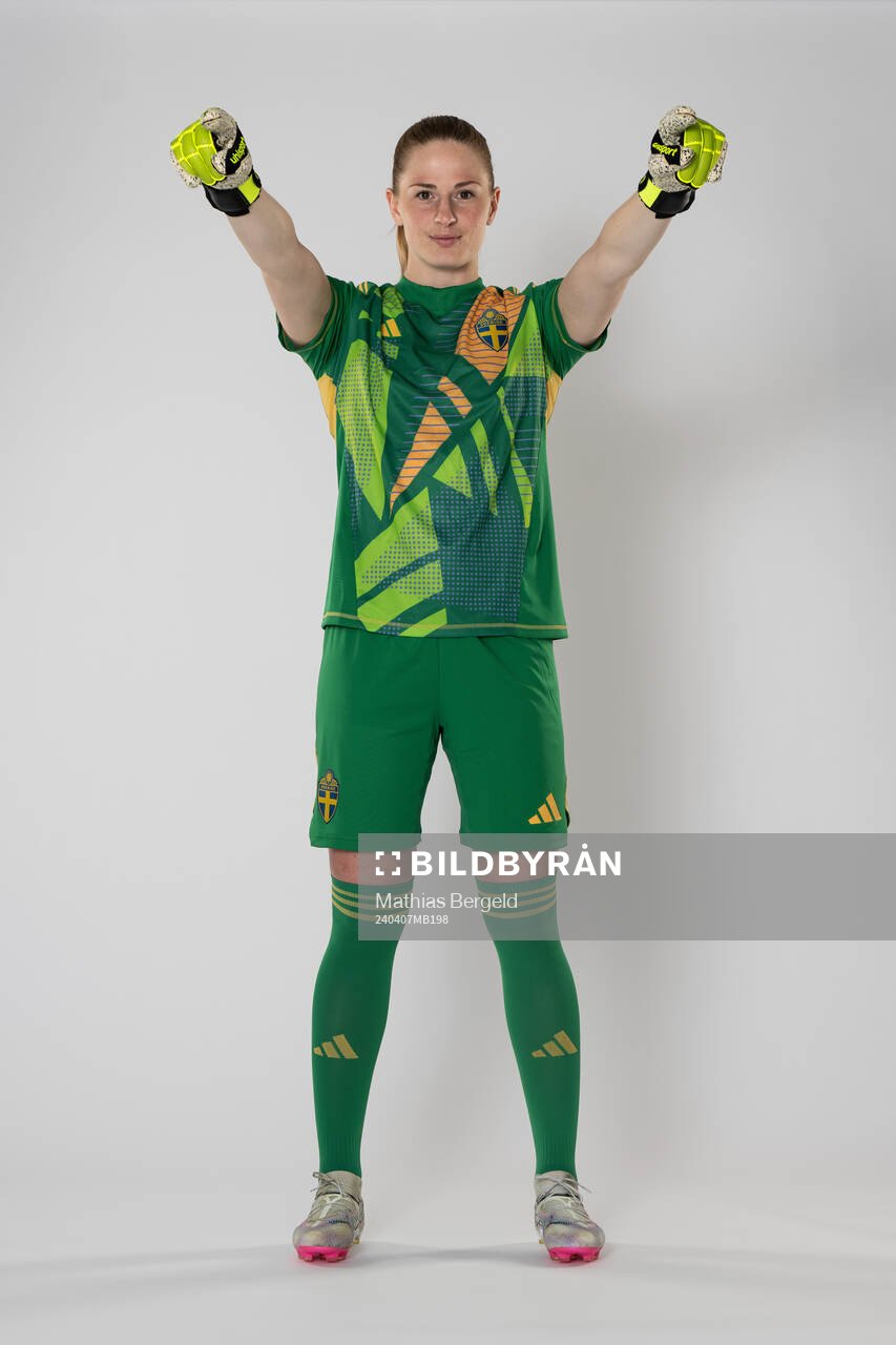 Goalkeeper Tove Enblom of the Swedish women's national