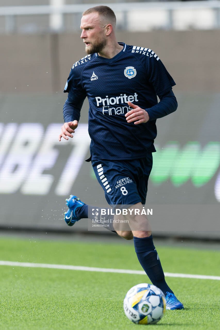 Utsiktens Alexander Faltsetas under fotbollsmatchen i Superettan mellan Utsikten och Gefle den 7 april 2024 i Göteborg. 