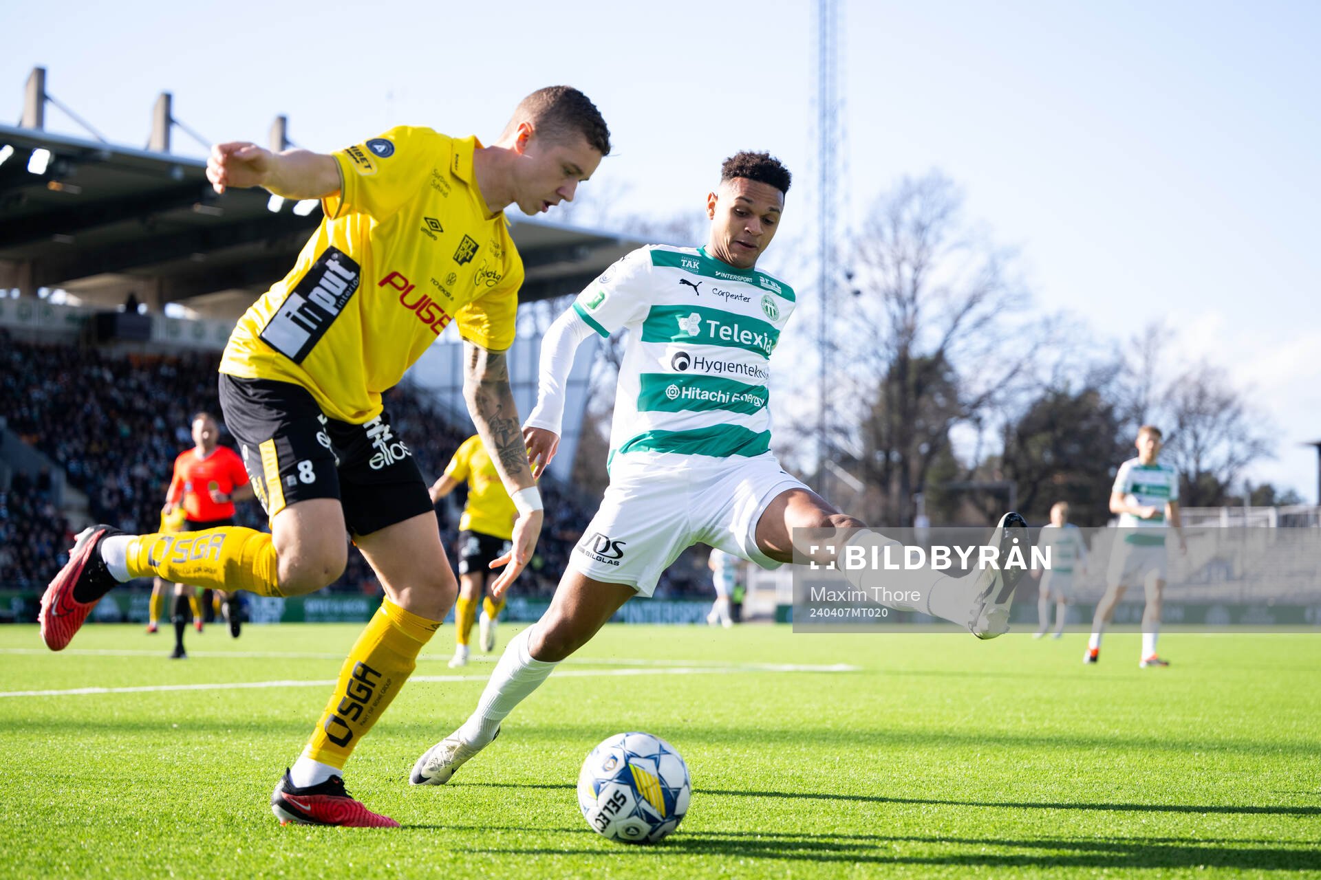Elfsborgs Sebastian Holmen och Västerås Mattéo Alrich