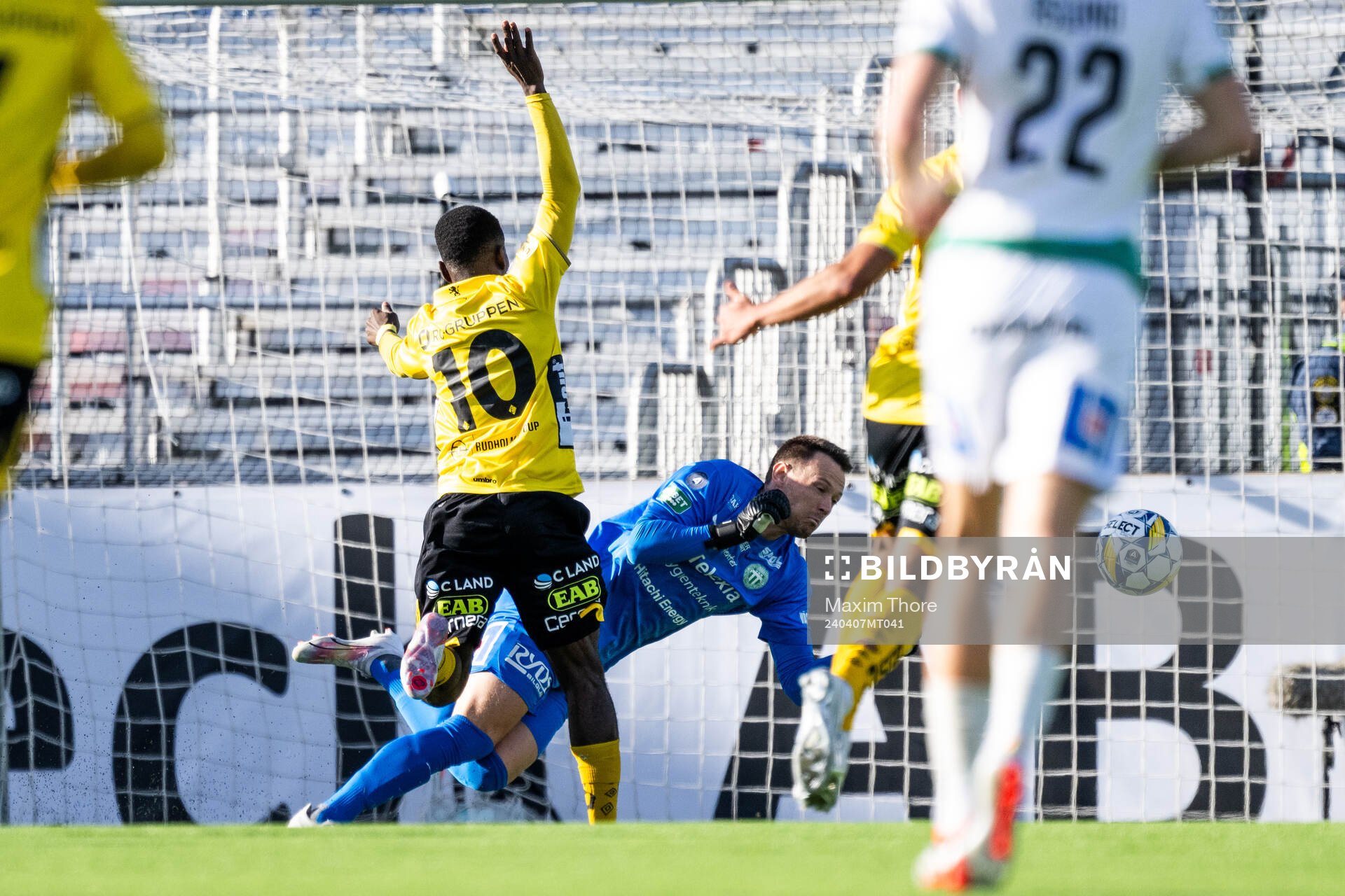 Elfsborgs Michael Baidoo och Västerås målvakt Anton