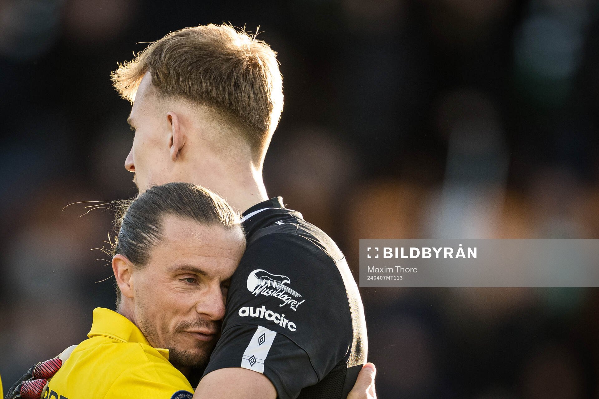 Elfsborgs Niklas Hult och målvakt Marcus Bundgaard