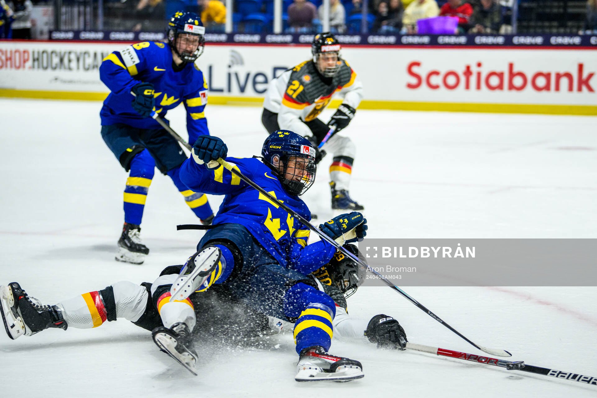 Nina Christof of Germany and Hanna Olsson of Sweden