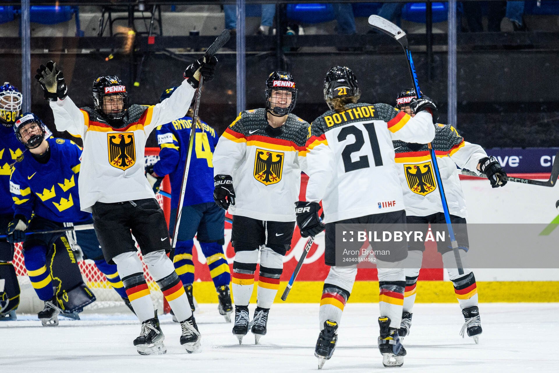 Franziska Feldmeier Germany celebrates