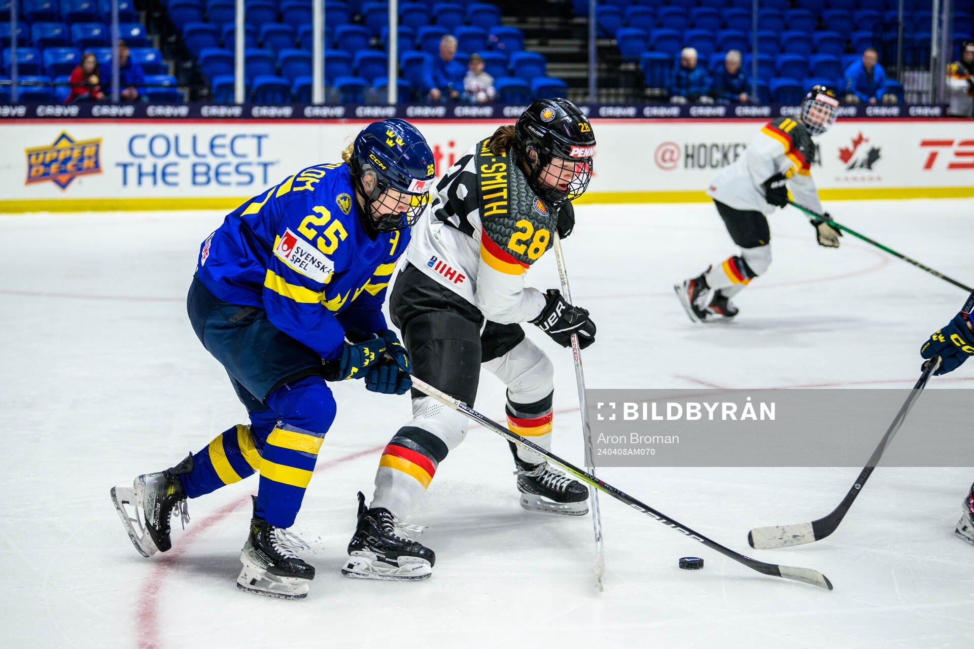 Lina Ljungblom of Sweden and Katarina Jobst-Smith of Germany
