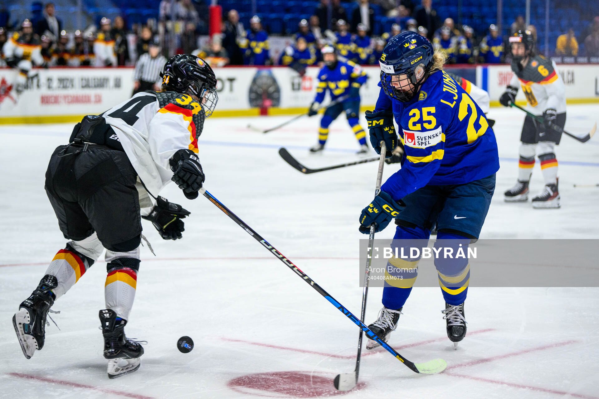 Celina Haider of Germany and Lina Ljungblom of Sweden