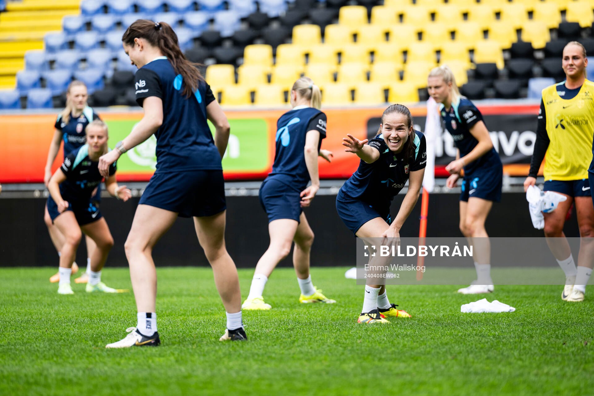 Tuva Hansen and Guro Reiten of the Norwegian women's