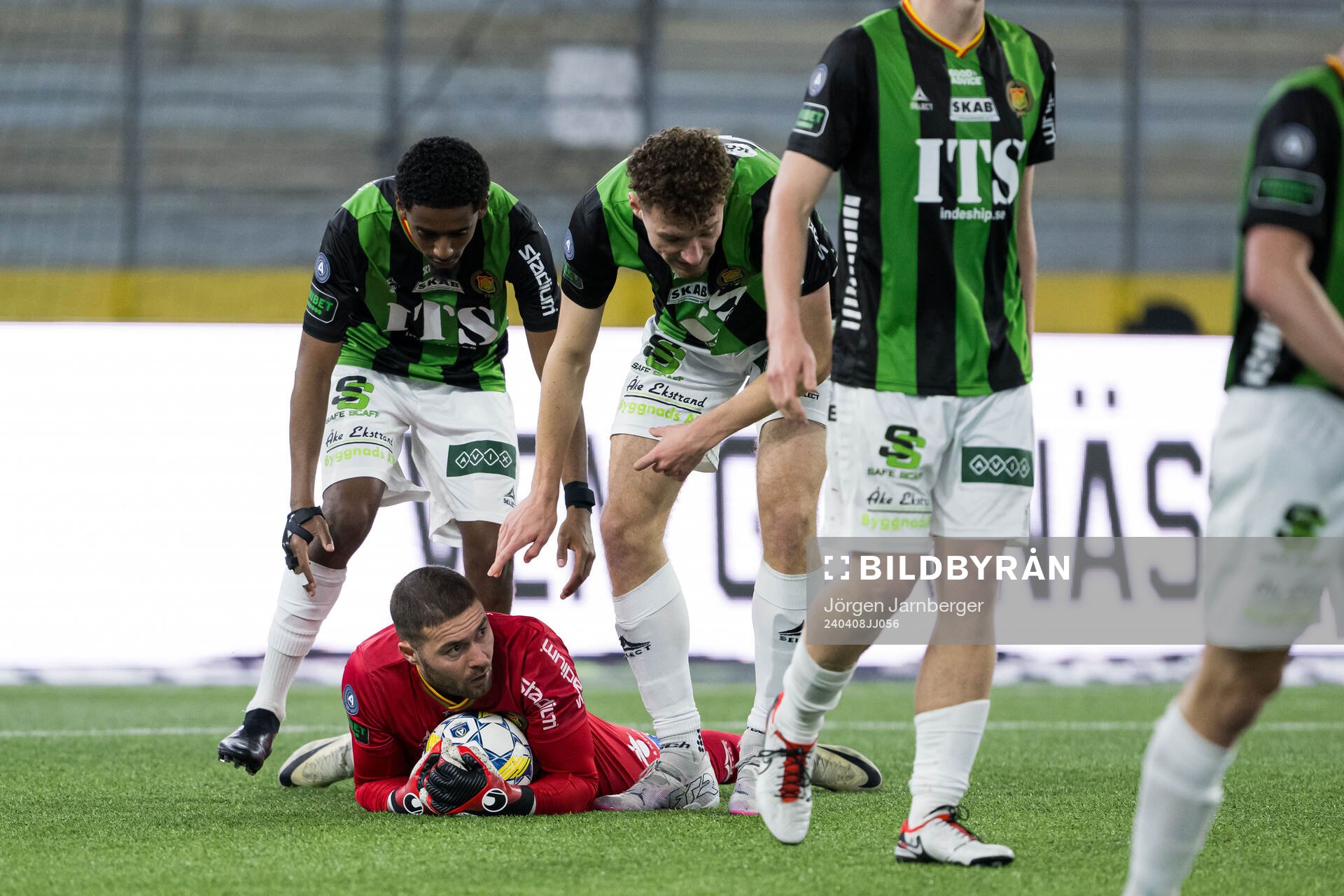 GAISs Mergim Krasniqi under fotbollsmatchen i Allsvenskan mellan Värnamo och GAIS den 8 april 2024 i Borås. 