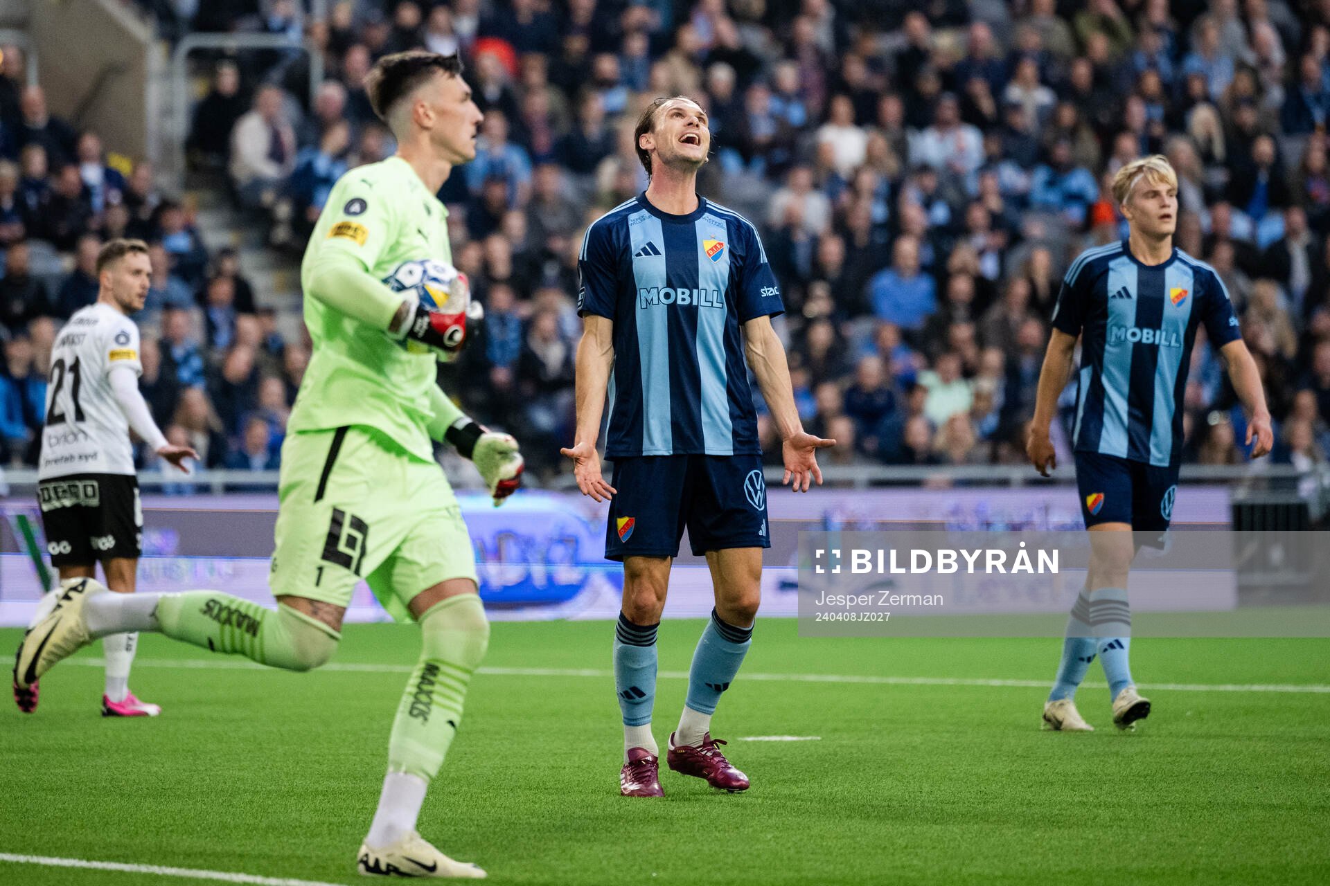 Djurgårdens Albin Ekdal deppar
