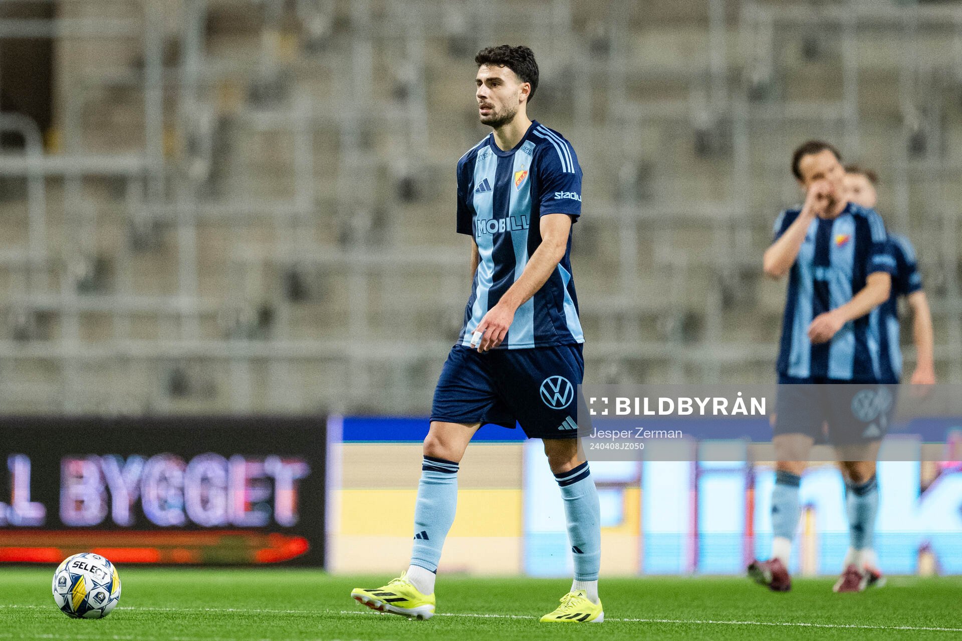 Djurgårdens Deniz Hummet  deppar
