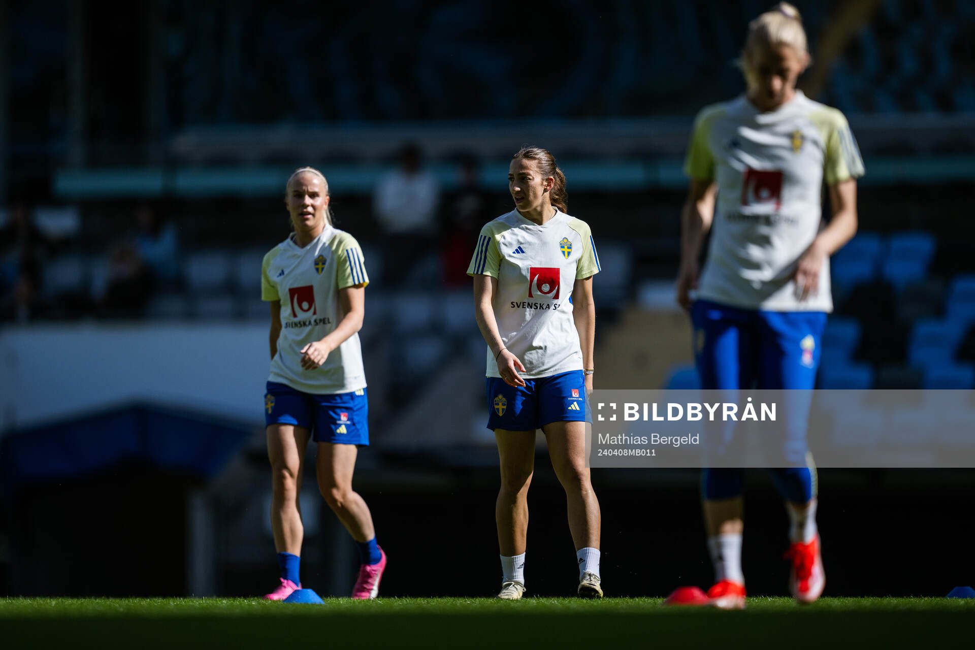Stina Lennartsso and Rusul Rosa Kafaji of the Swedish