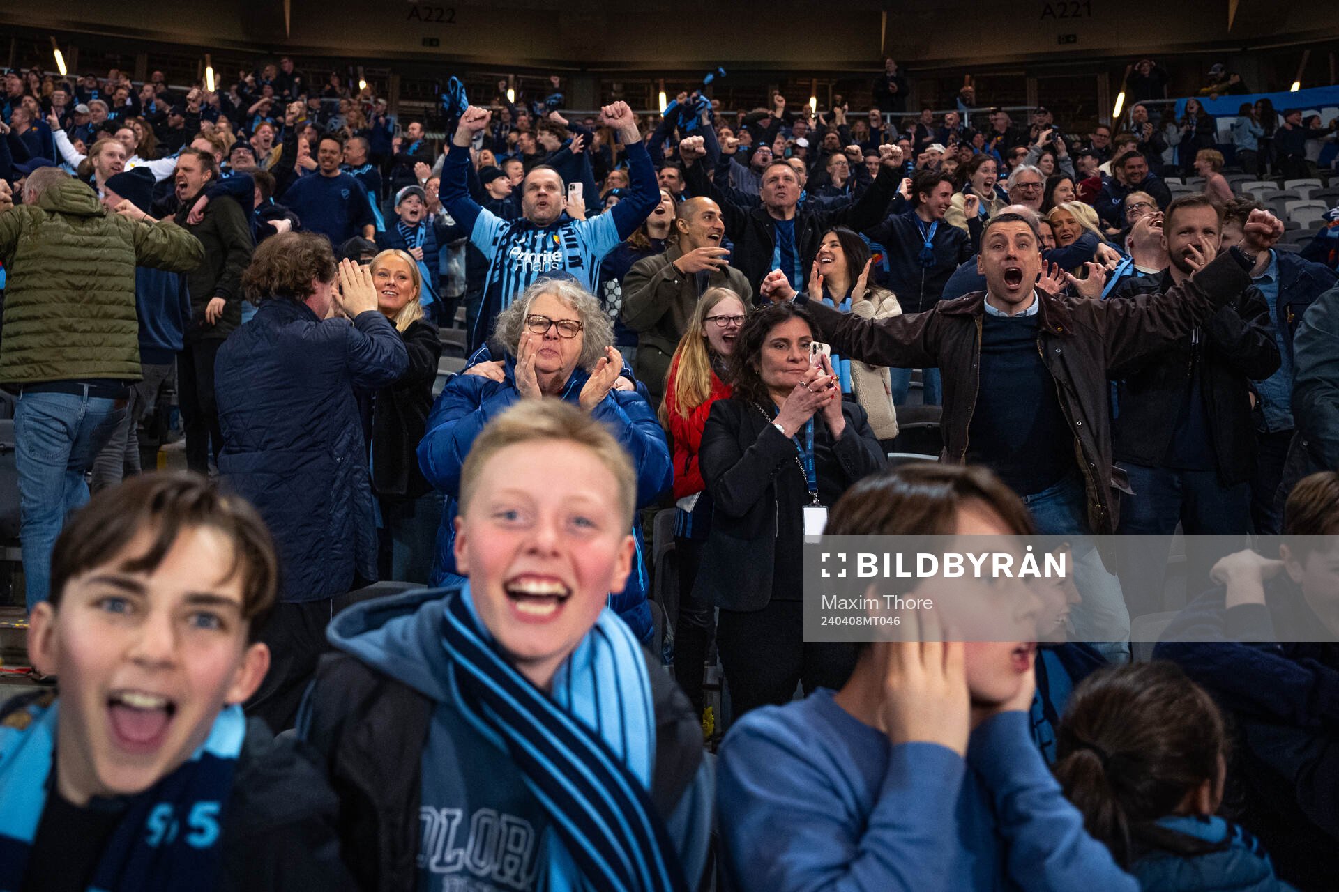 Djurgårdens supportrar jublar