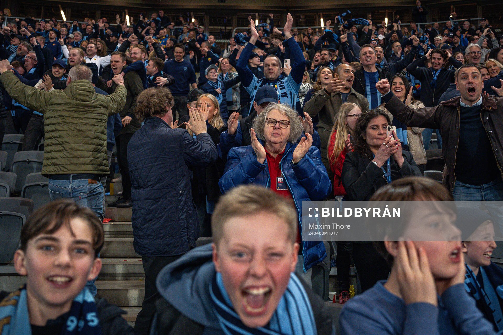 Djurgårdens supportrar jublar
