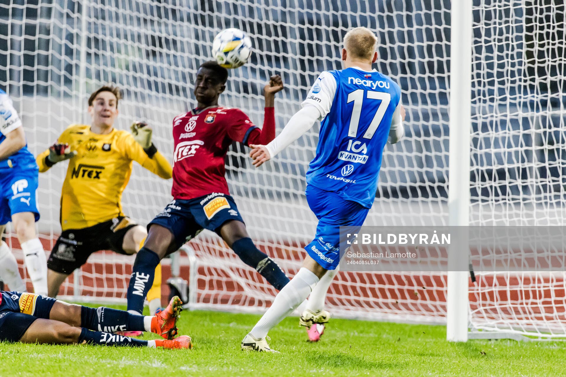 IK Oddevolds Olle Kjellman Olblad under fotbollsmatchen i Superettan mellan IK Oddevold och Örgryte den 8 april 2024 i Uddevalla. 