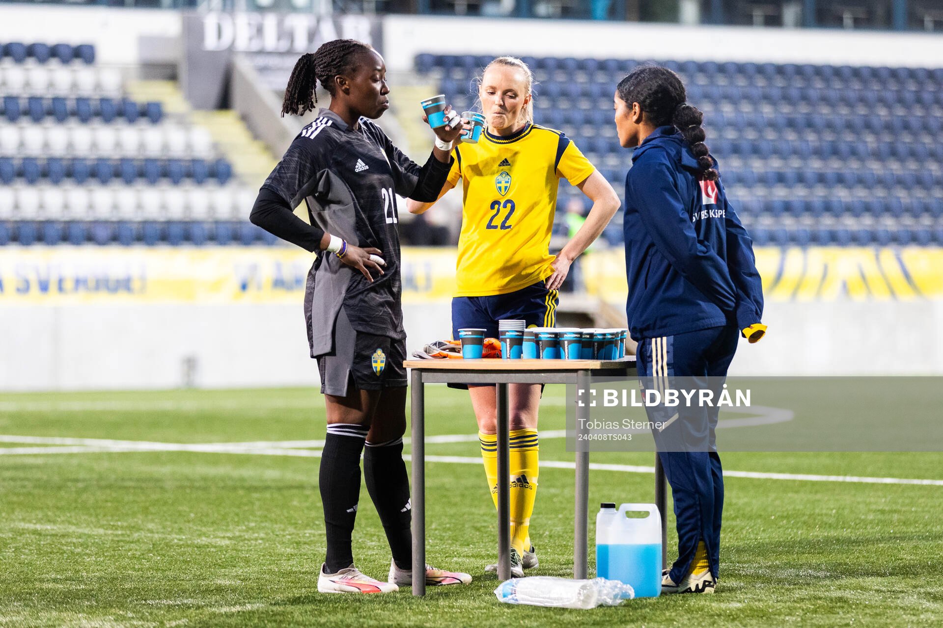 Goalkeeper Angel Mukasa, Emma Pennsäter and Evelina Duljan of Sweden after the under-23 international friendly football match between Sweden and Norway on April 8, 2024 in Gävle.