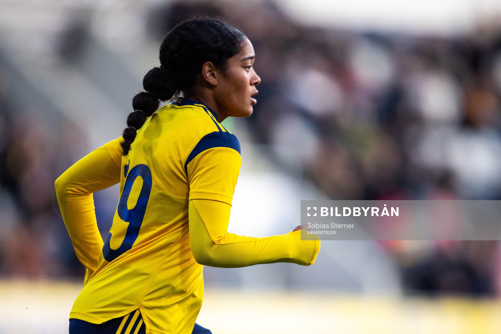 Evelina Duljan of Sweden