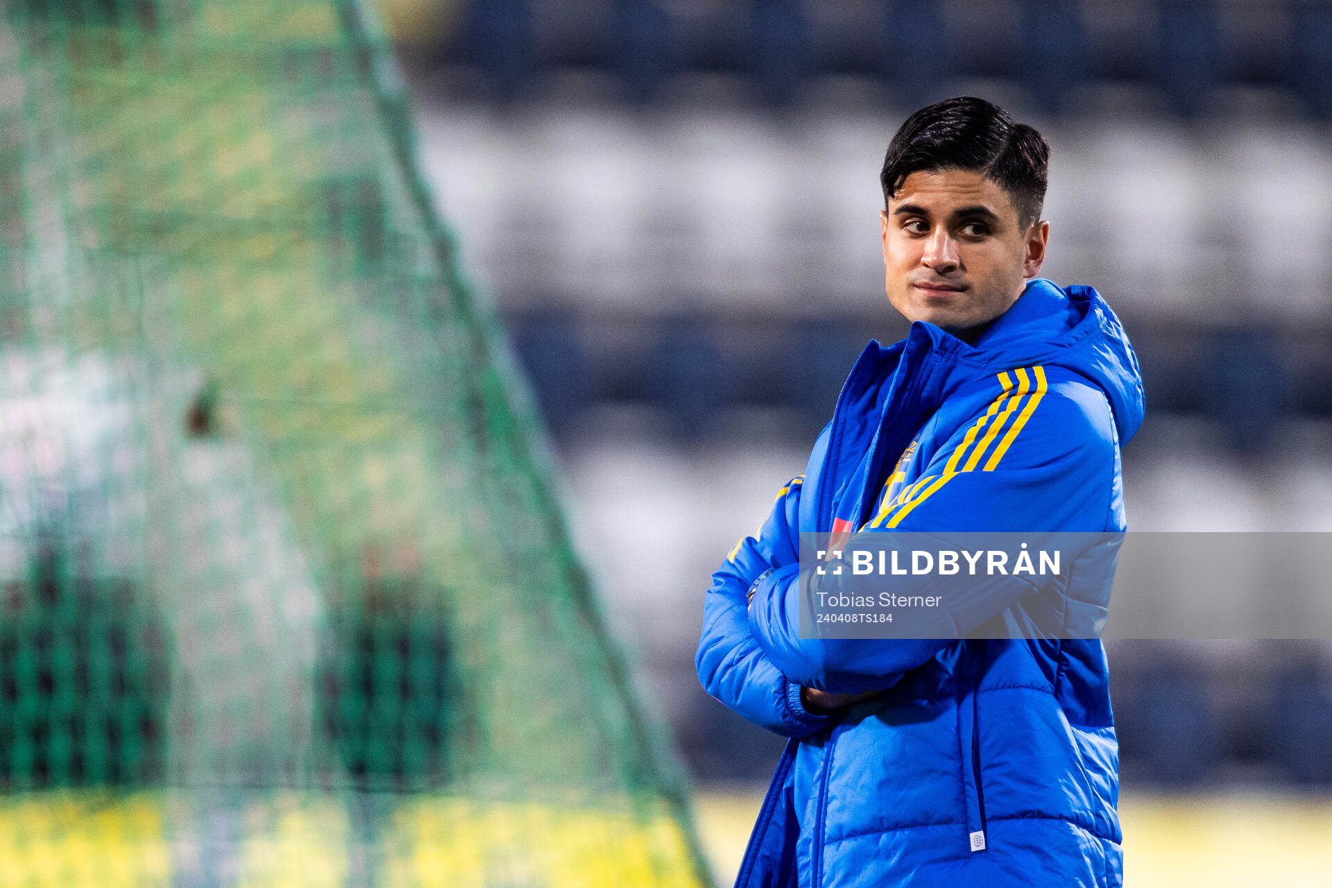 Medical doctor Dillan Ismail after the under-23 international friendly football match between Sweden and Norway on April 8, 2024 in Gävle.