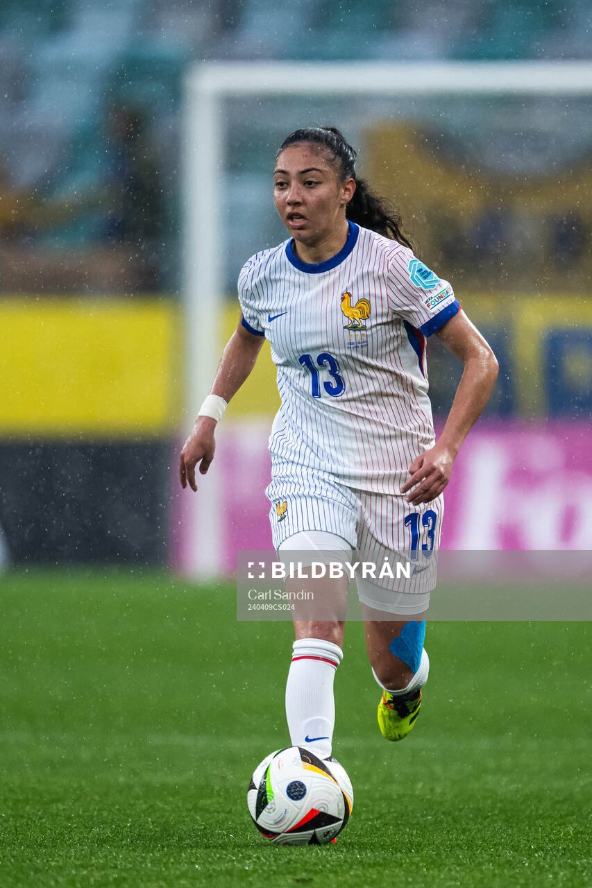 Selma Bacha of France