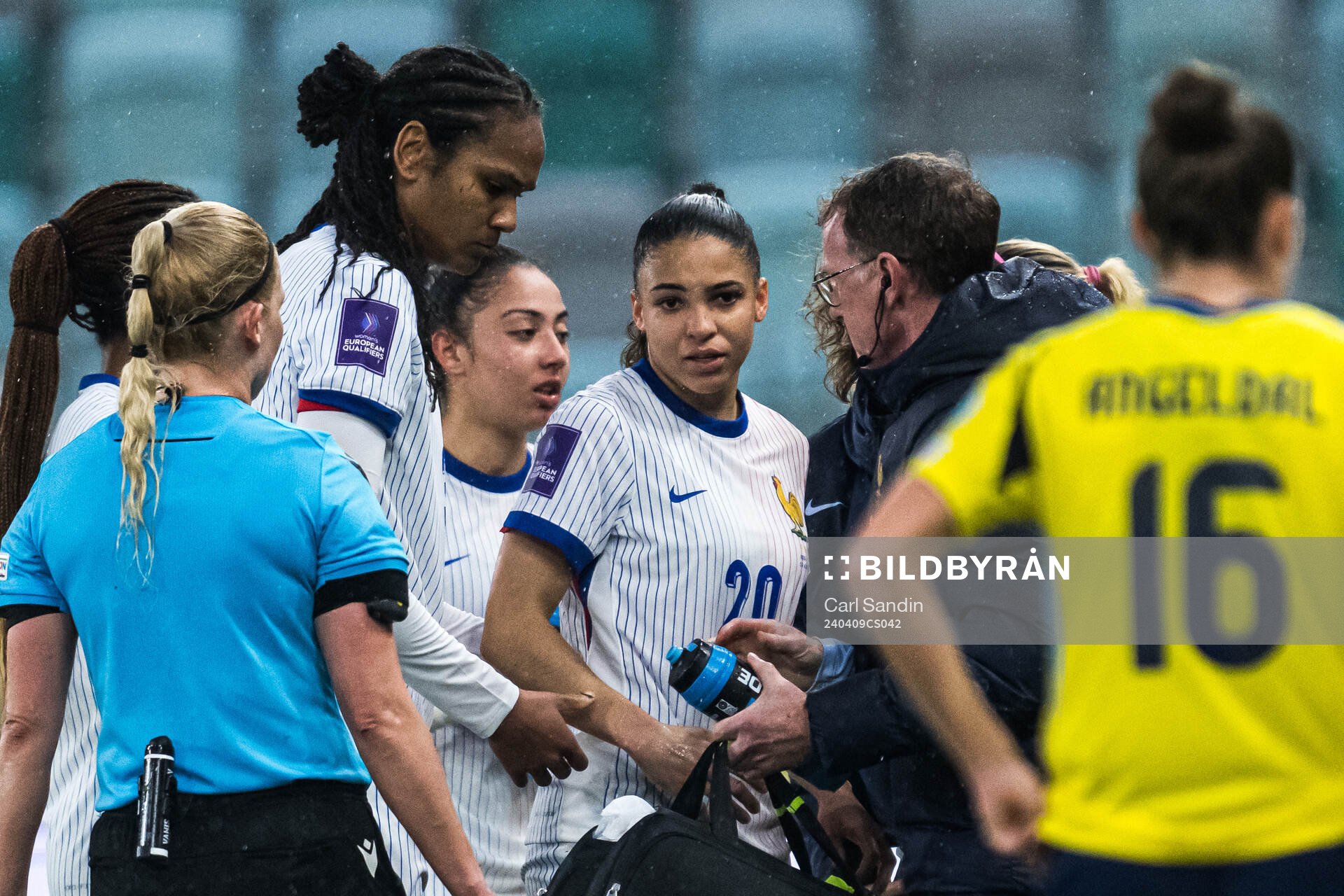 Delphine Cascarino of France in pain during the UEFA Women's Euro Qualifier football match between Sweden and France on April 9, 2024 in Gothenburg.