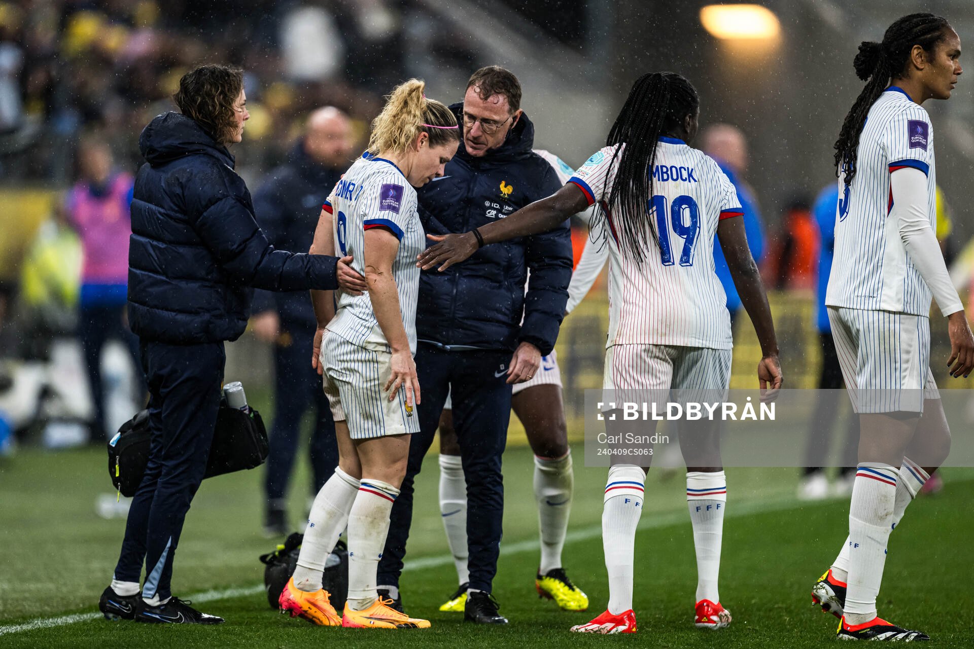 Eugénie Le Sommer of France in pain