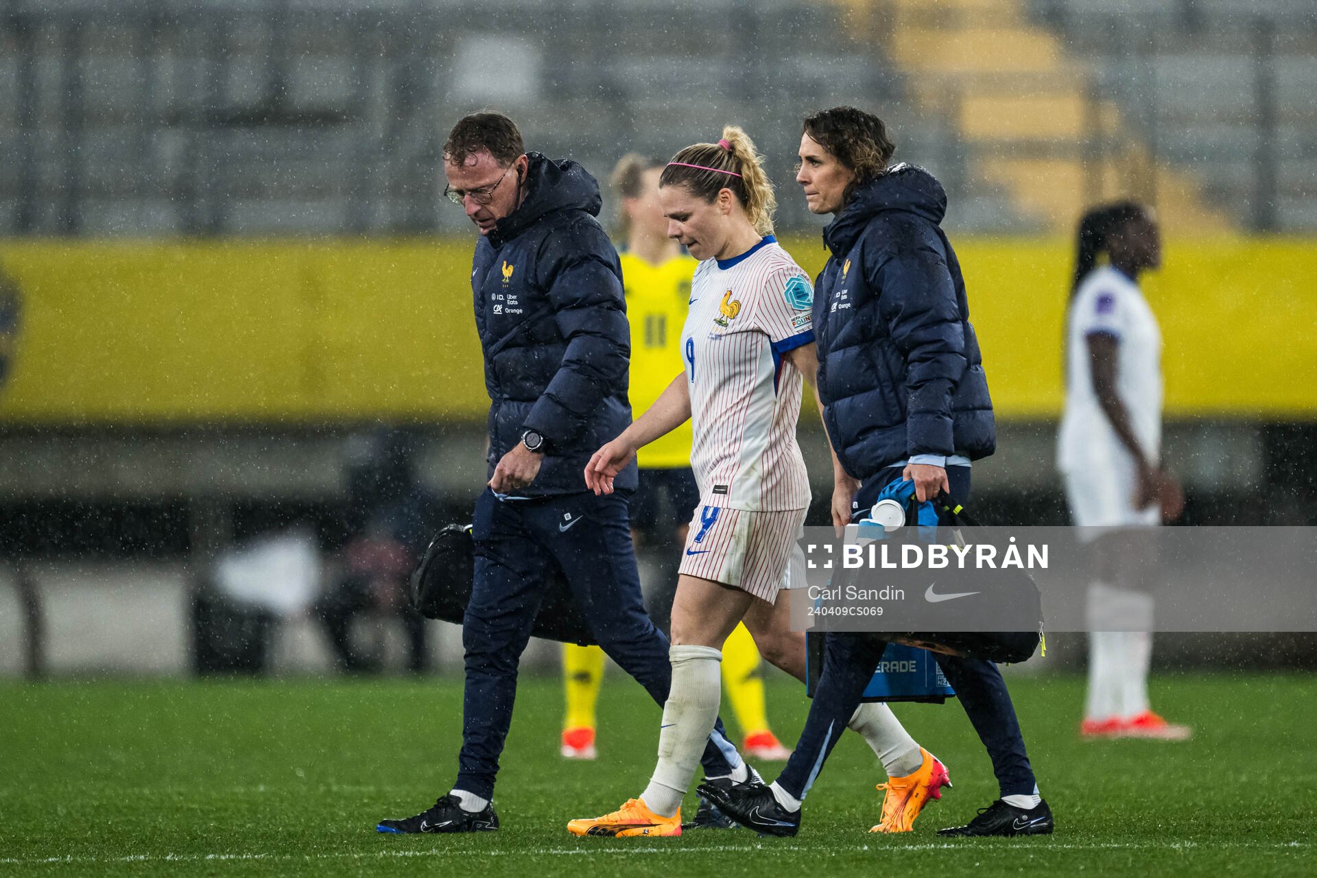Eugénie Le Sommer of France in pain