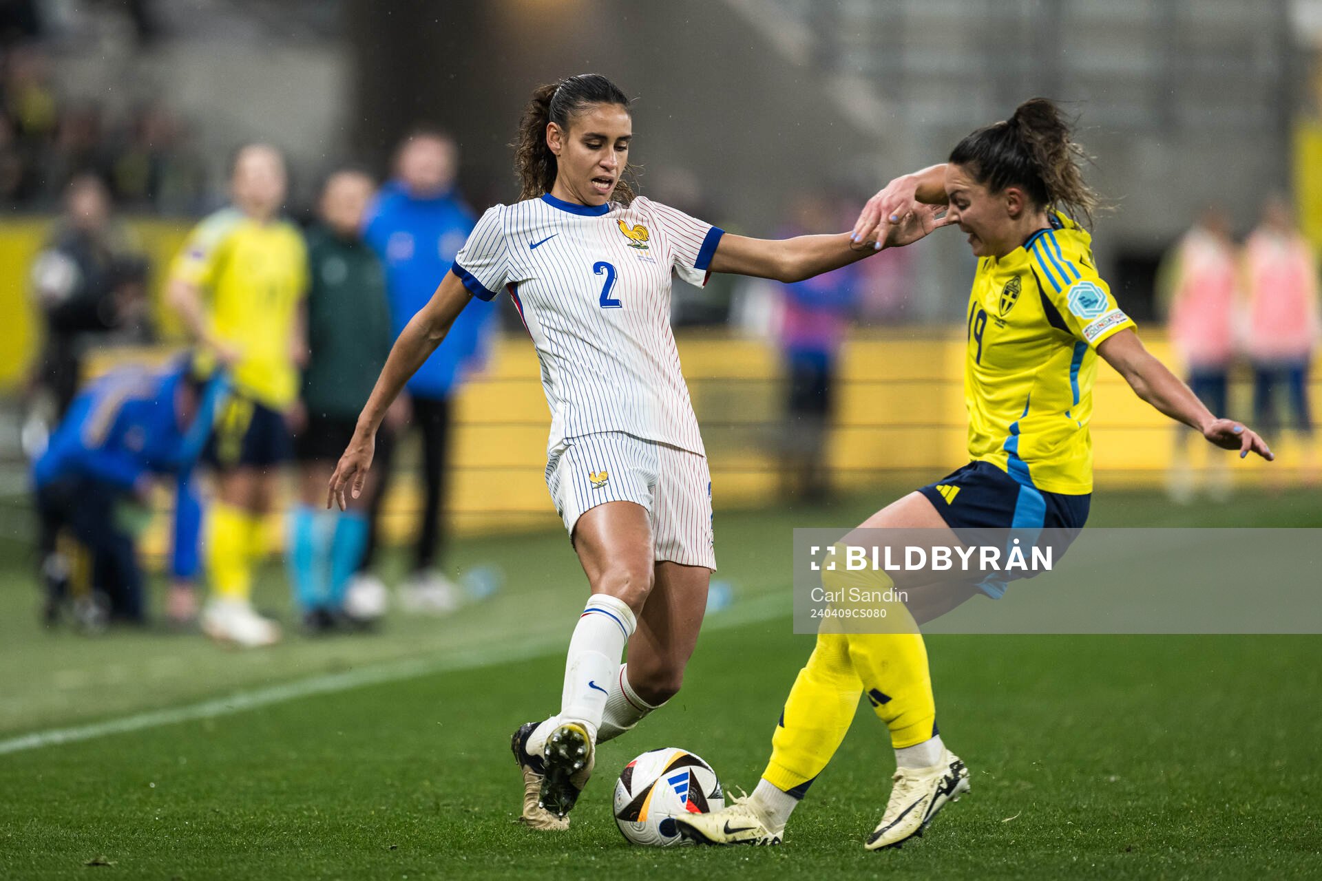 Maelle Lakrar of France and Johanna Rytting Kaneryd of
