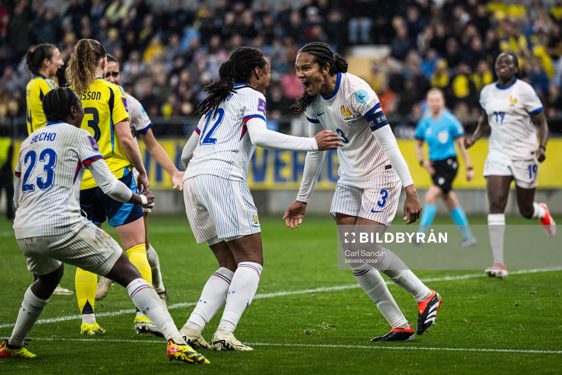 Wendie Renard of France celebrating the 0-1 goal