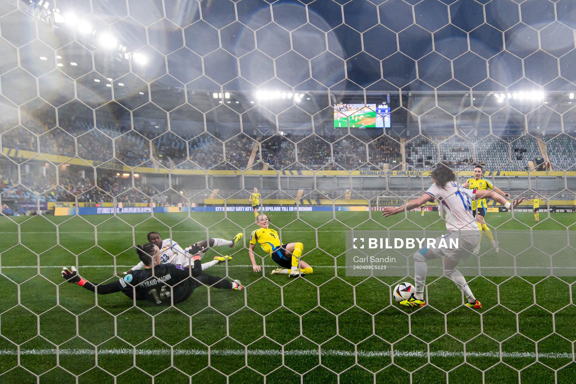 A shot from Kosovare Asllani of Sweden is saved by Selma