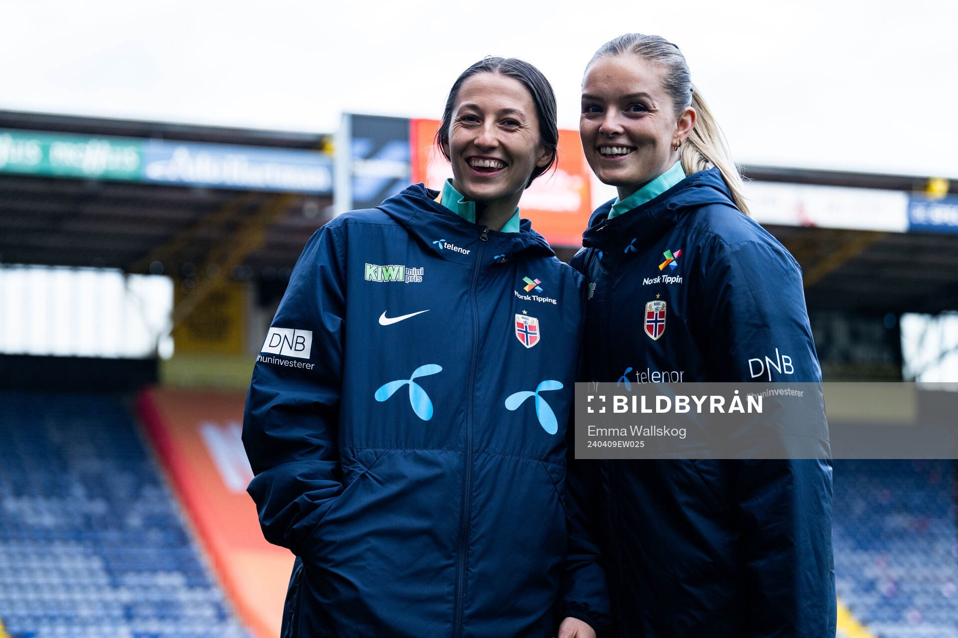Goalkeeper Cecilie Fiskerstrand and goalkeeper Guro