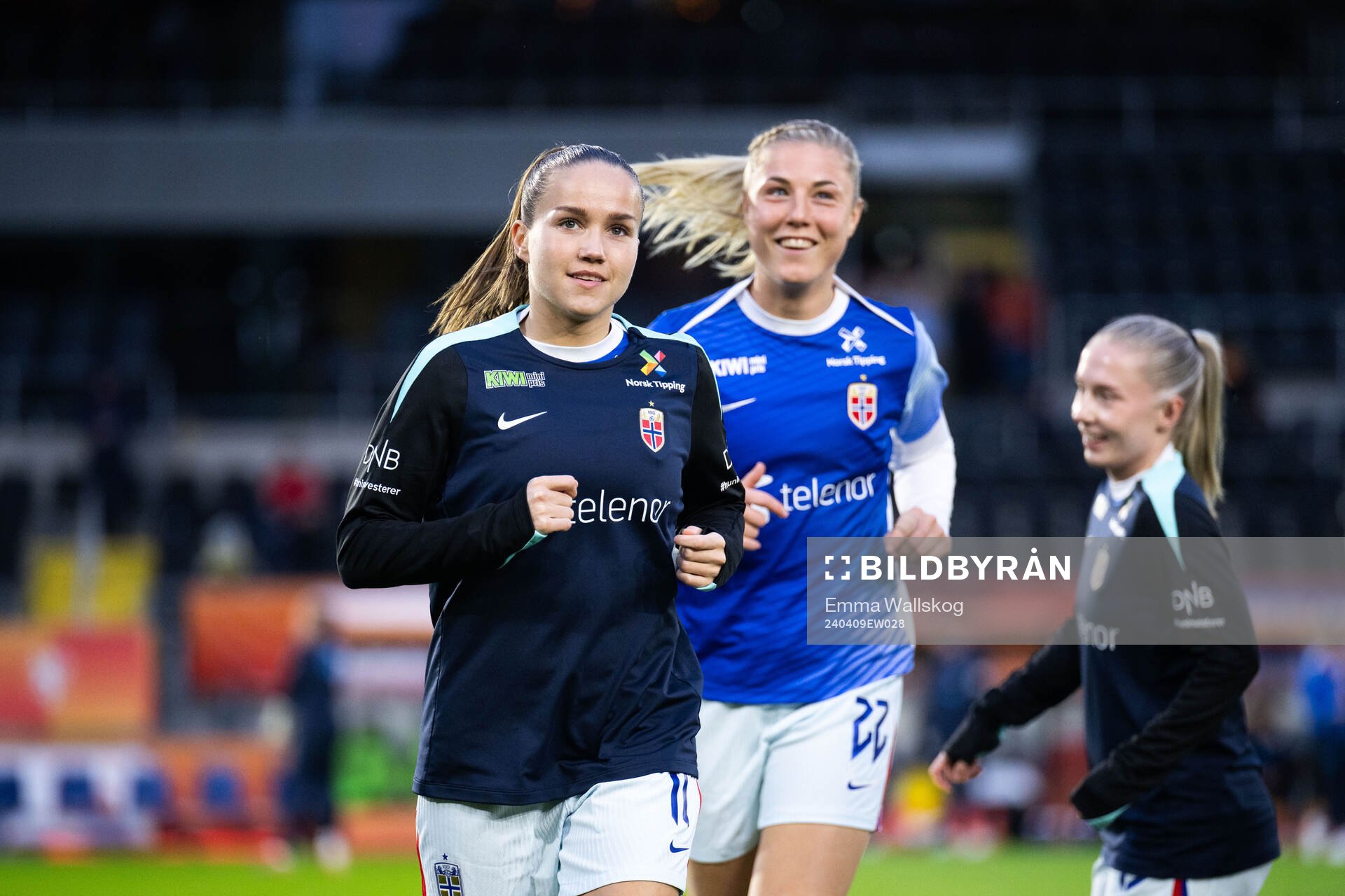 Guro Reiten and Sophie Roman Haug of Norway