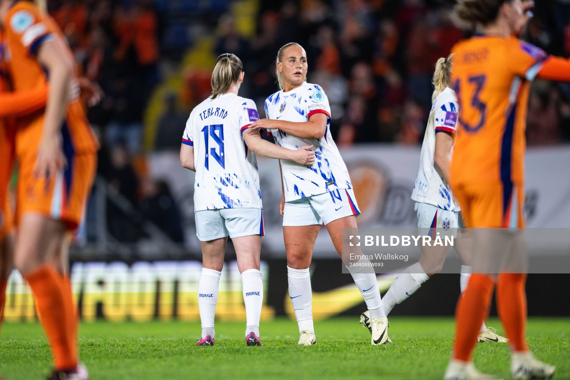 Elisabeth Terland and Cathinka Cecilie Friis Tandberg of