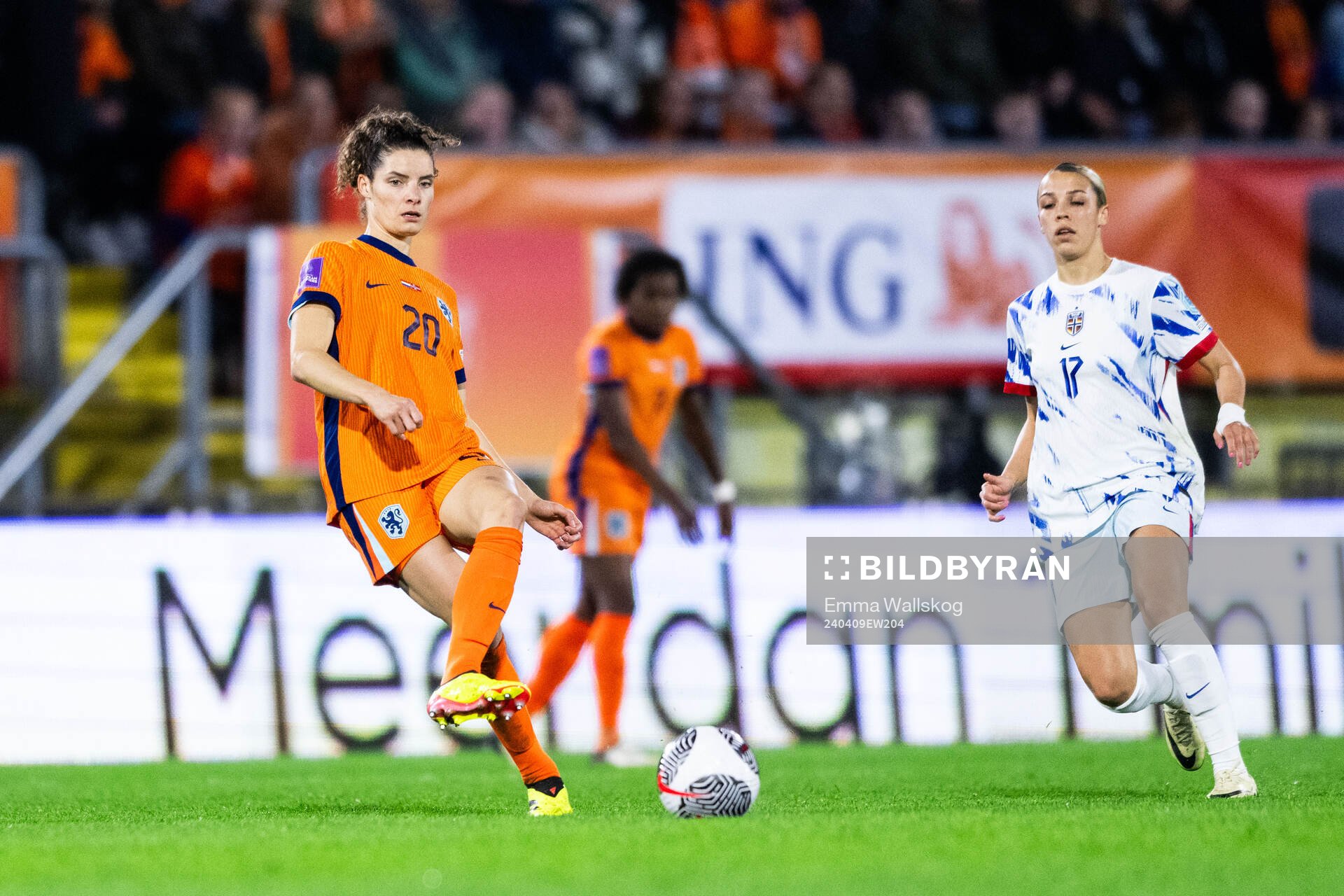 Dominique Janssen of Netherlands during the UEFA Women's Euro Qualifier football match between Netherlands and Norway on April 9, 2024 in Breda.