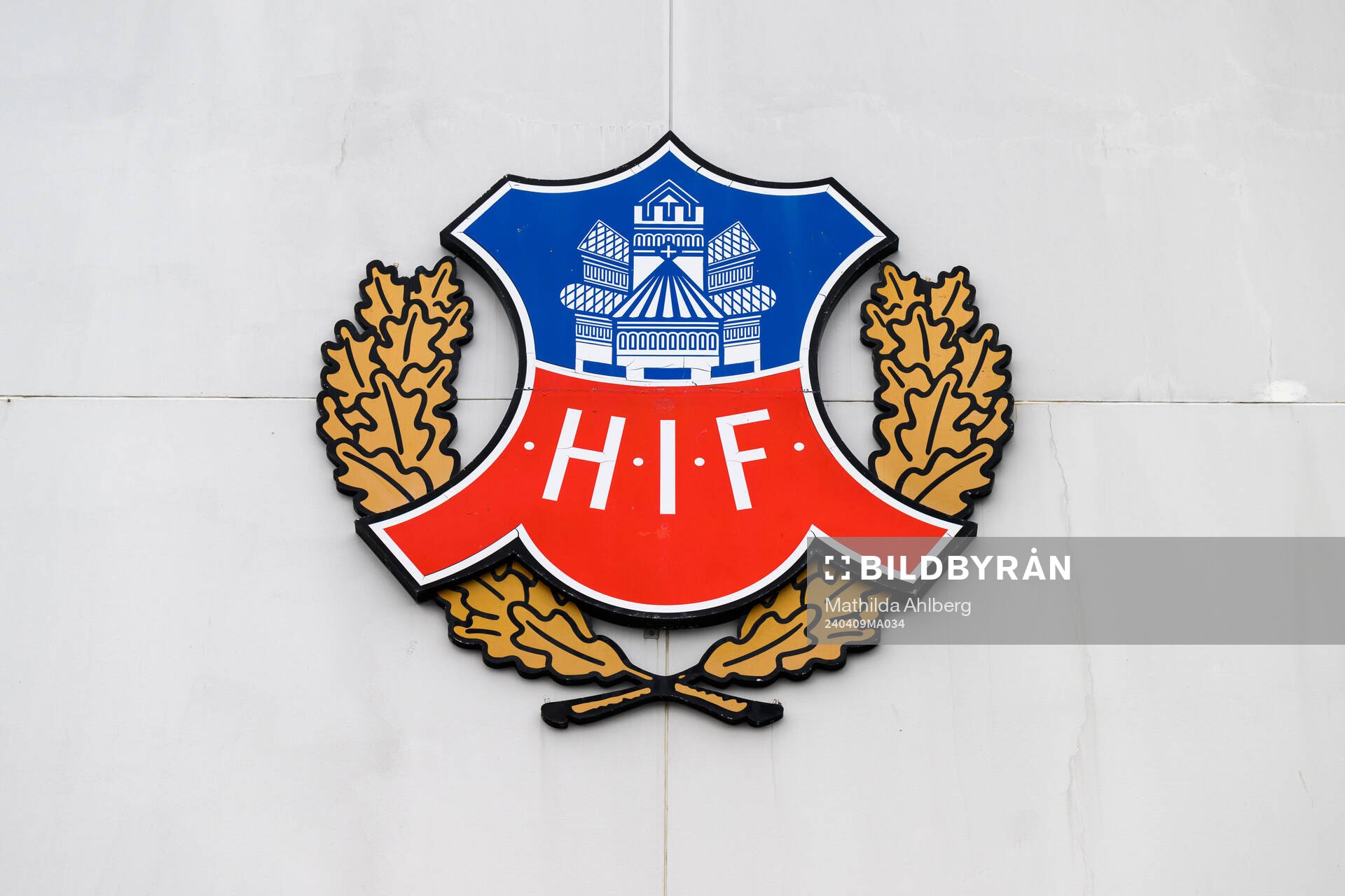Helsingborg IFs logotyp under fotbollsmatchen i Superettan mellan Helsingborg och Brage den 9 april 2024 i Helsingborg. 
