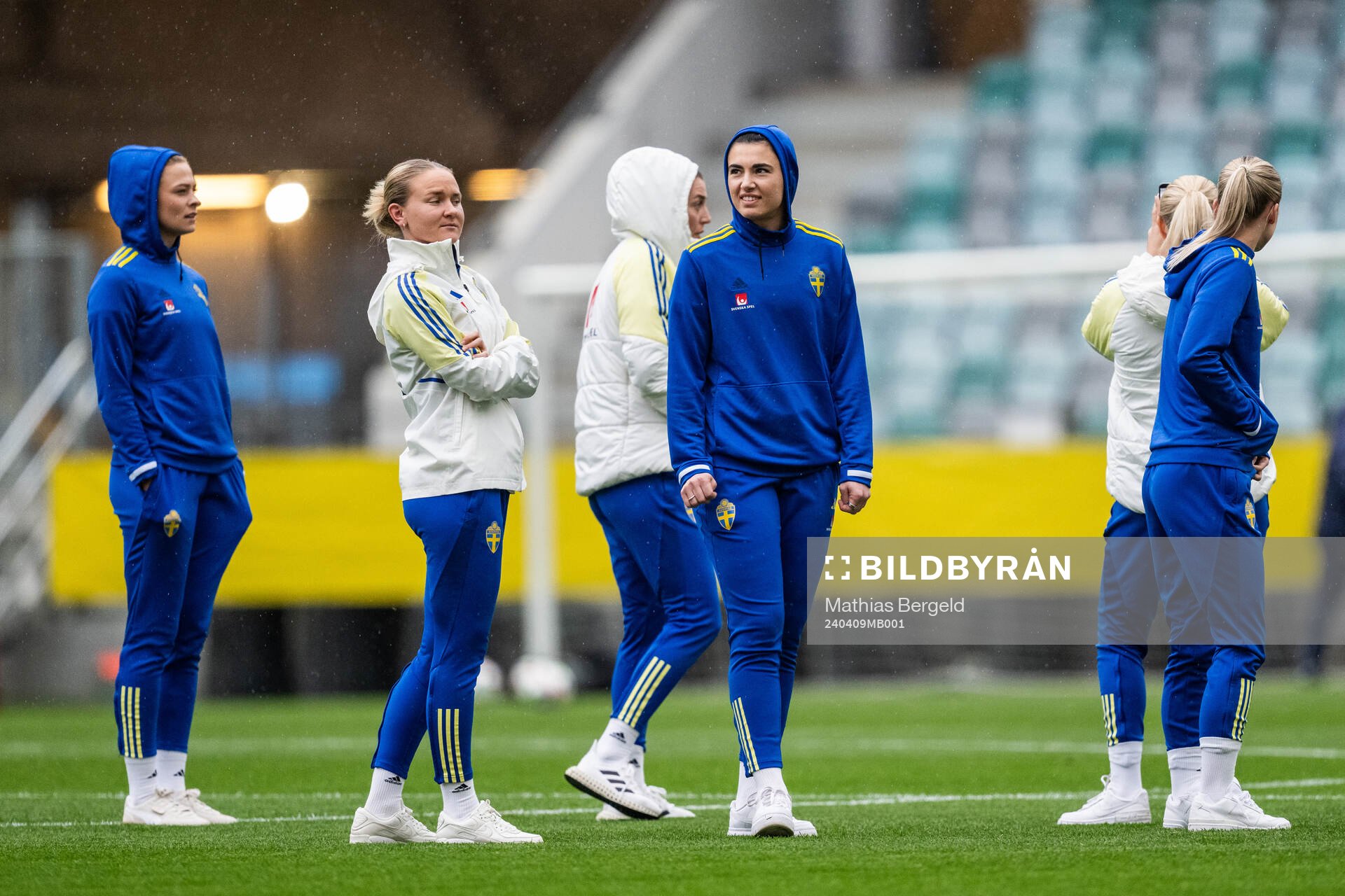Matilda Vinberg and goalkeeper Zecira Musovic of Sweden