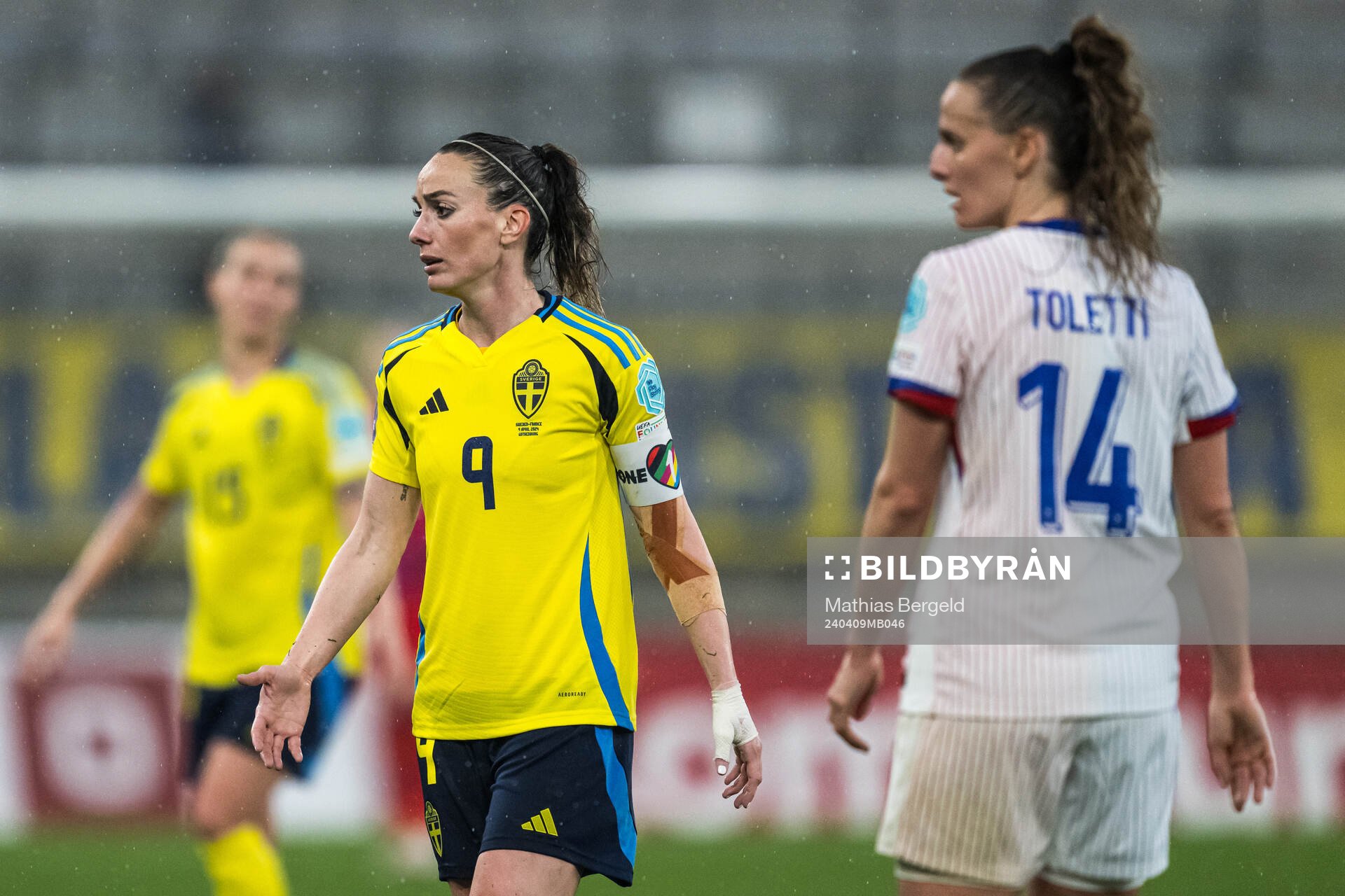 Kosovare Asllani of Sweden
