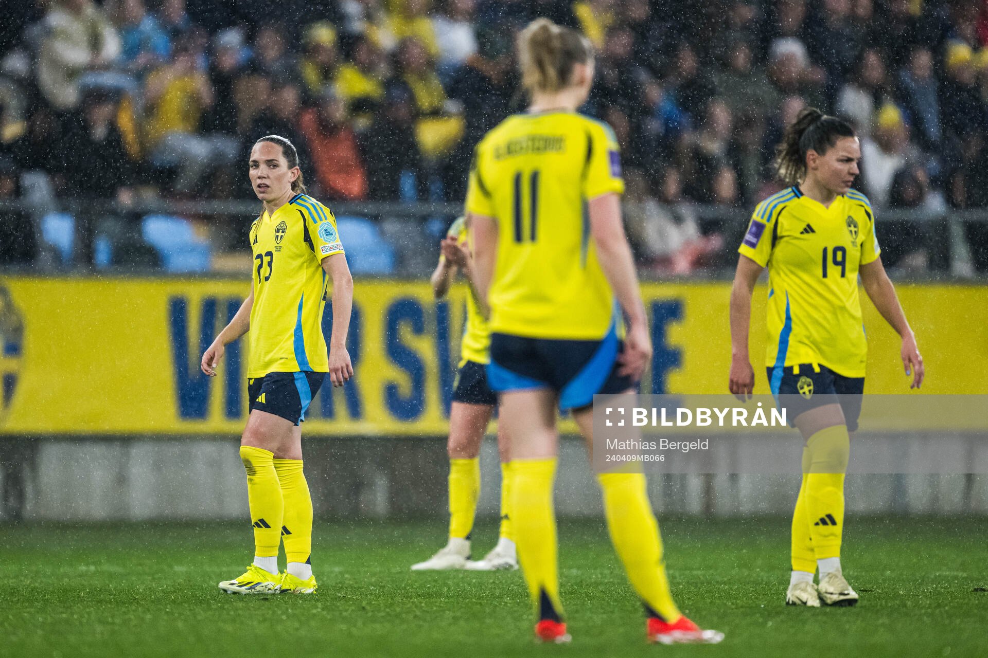 Elin Rubensson and Johanna Rytting Kaneryd of Sweden looks