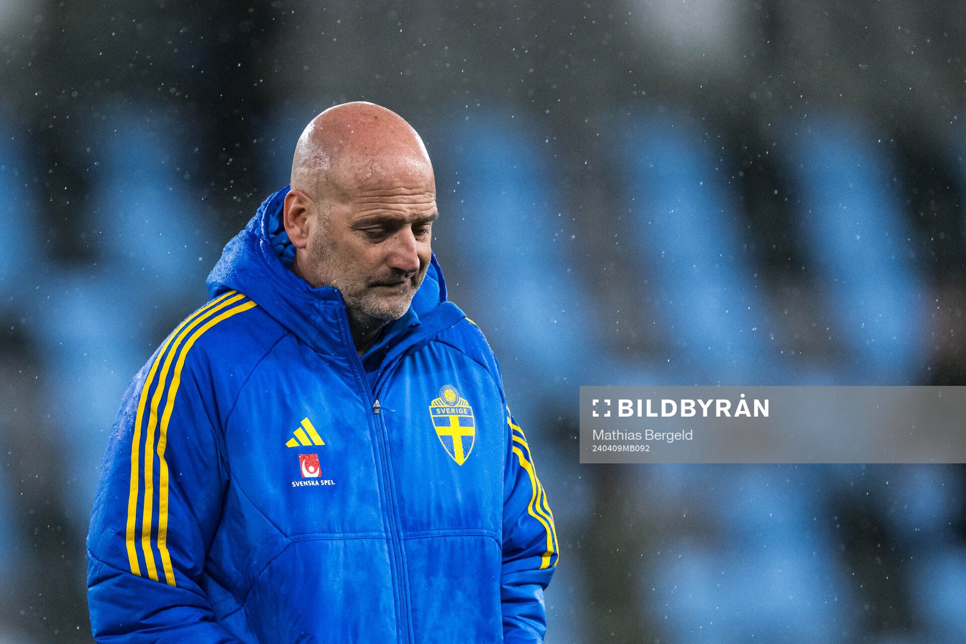 Assistant coach Magnus Wikman of Sweden