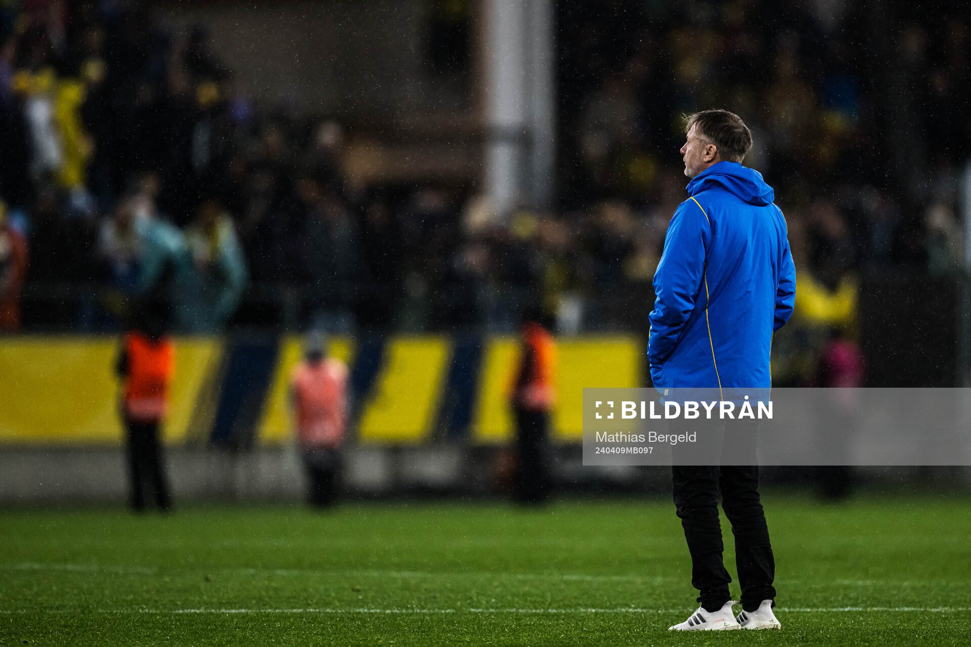Head coach Peter Gerhardsson of Sweden looks dejected
