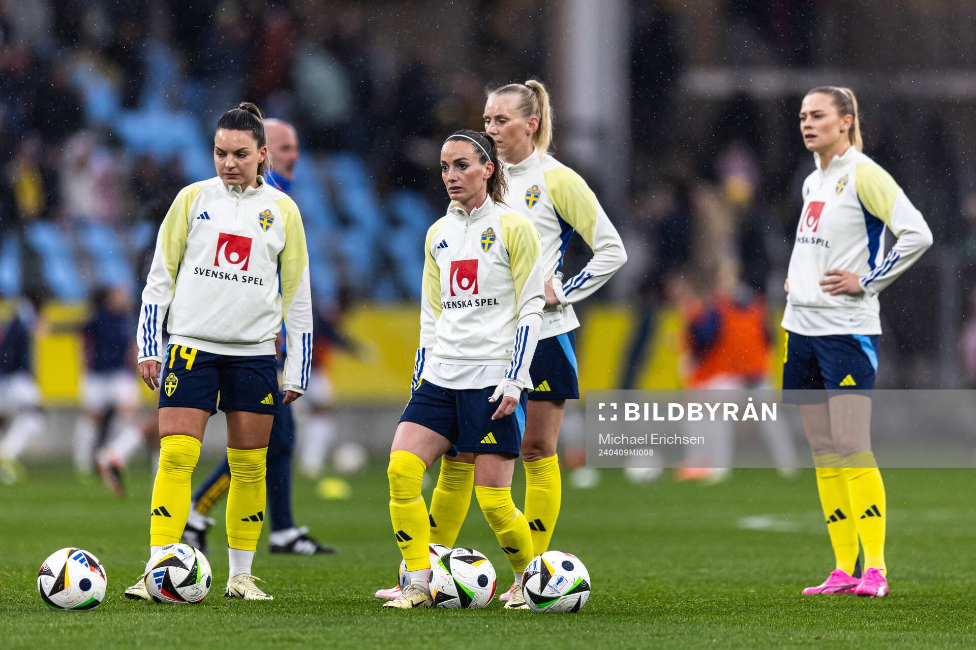 Johanna Rytting Kaneryd, Kosovare Asllani, Stina