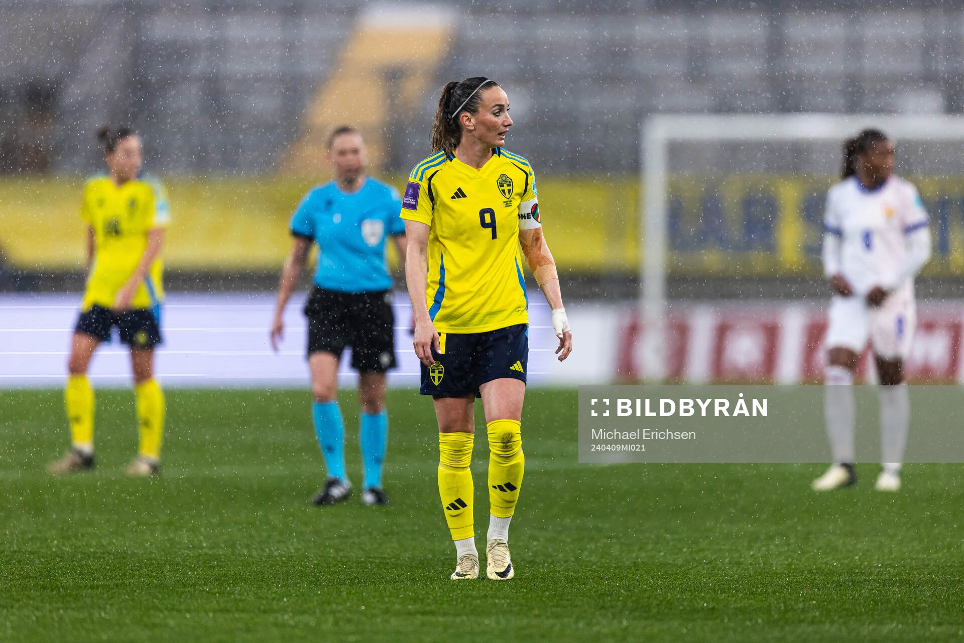 Kosovare Asllani of Sweden