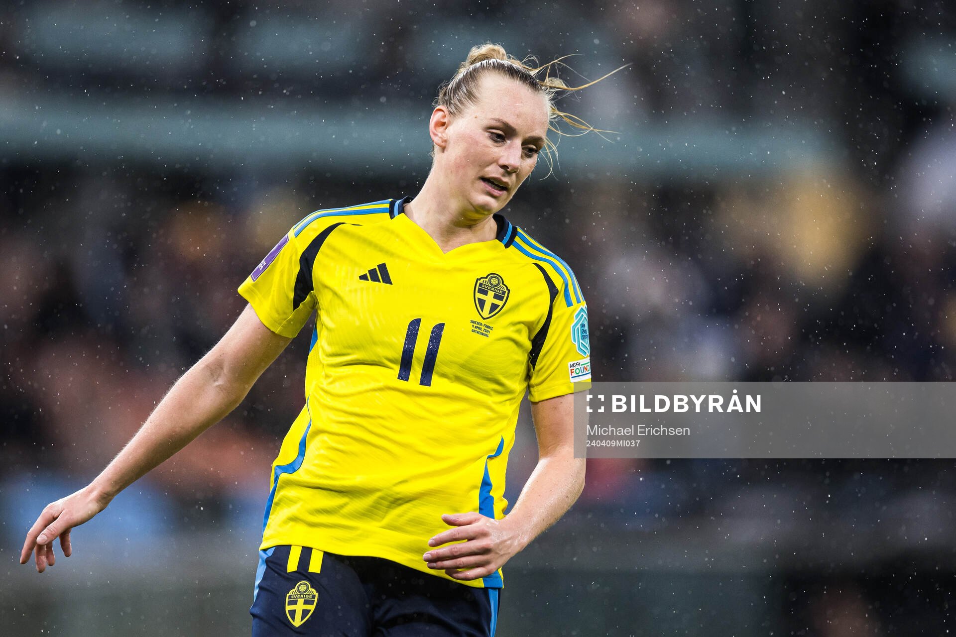 Stina Blackstenius of Sweden looks dejected