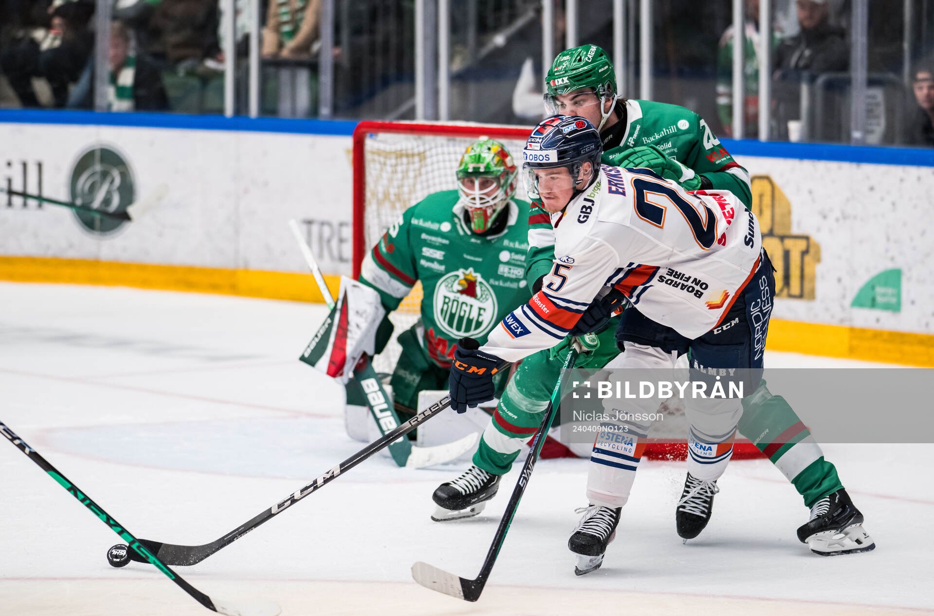 Rögles Lian Bichsel och Växjös Filip Eriksson