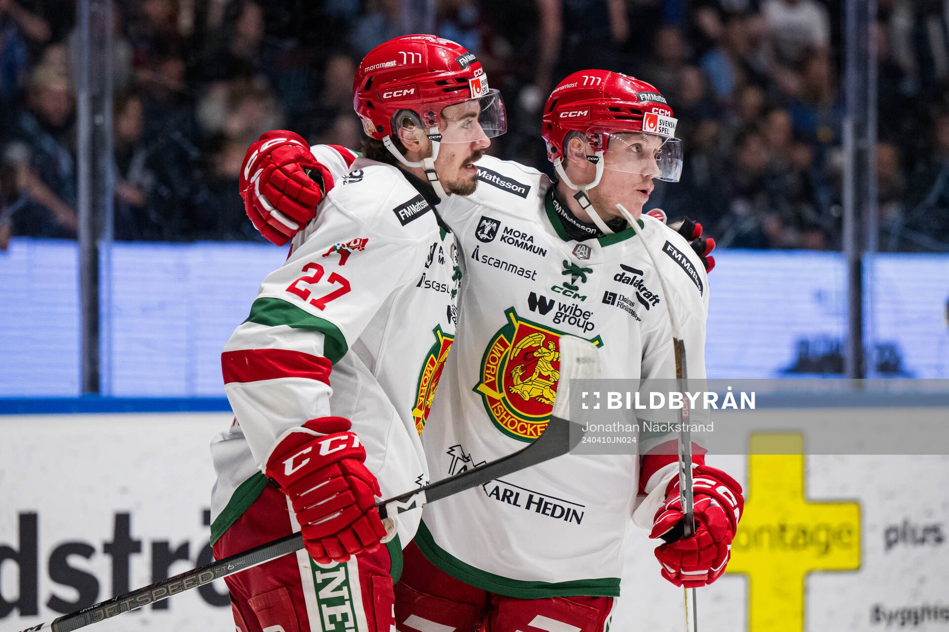 Moras Ludvig Levinsson och Filip Björkman jublar