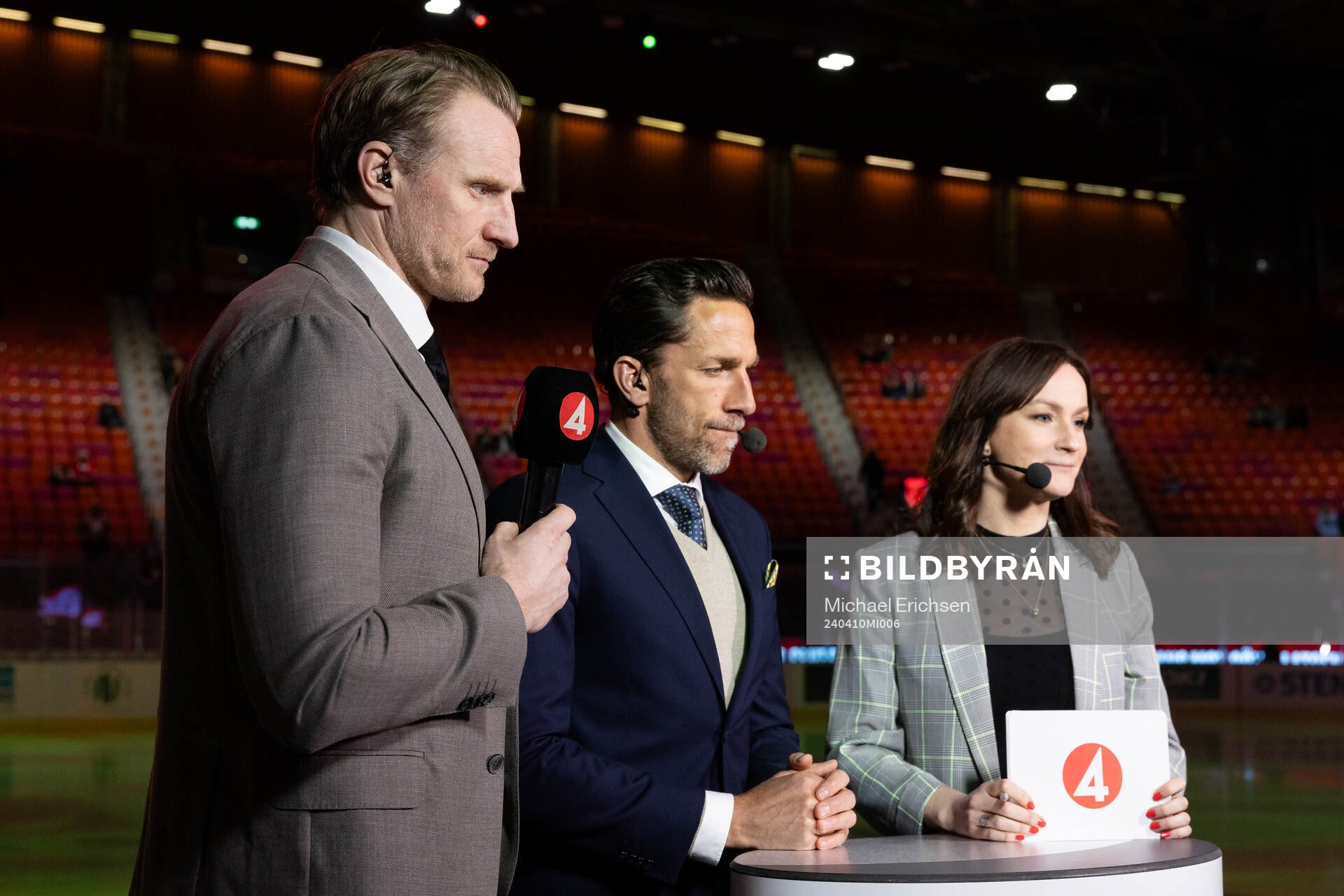 s Staffan Kronwall, Joel Lundqvist och Lena Sundqvist innan